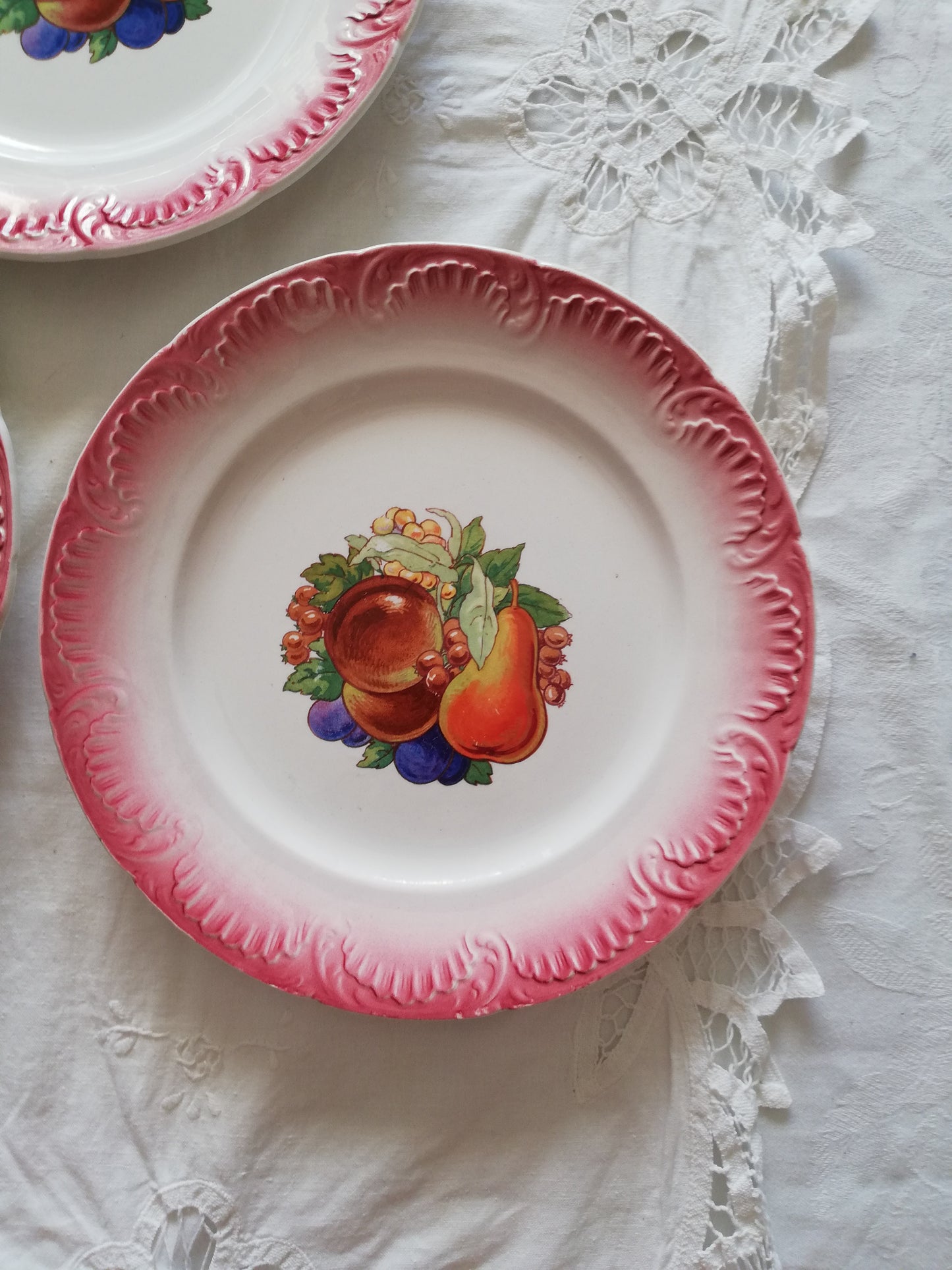 Assiette Barbotine Fruit Digoin Sarreguemines (Copier)