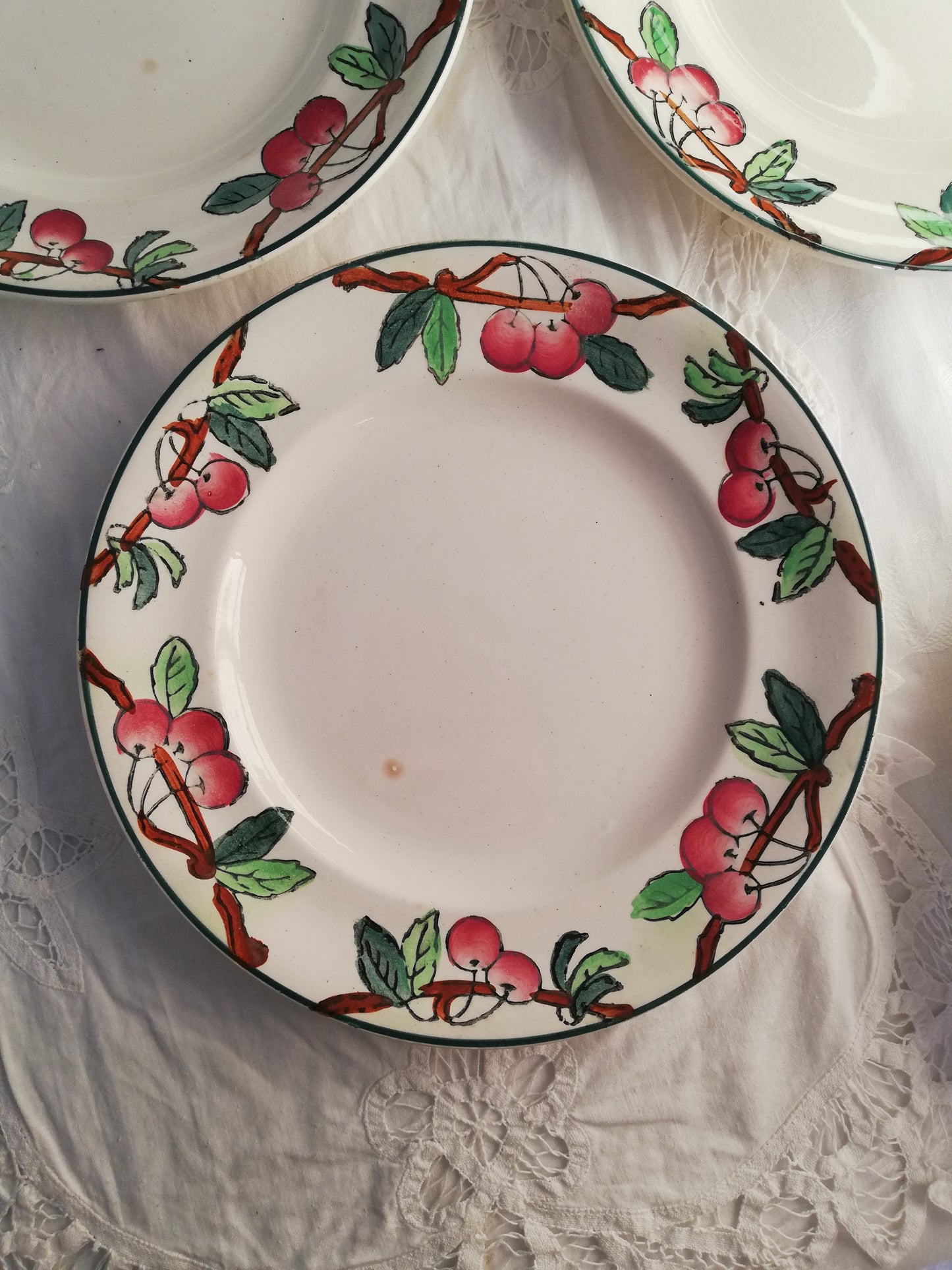 4 Assiettes Cerise Longwy
