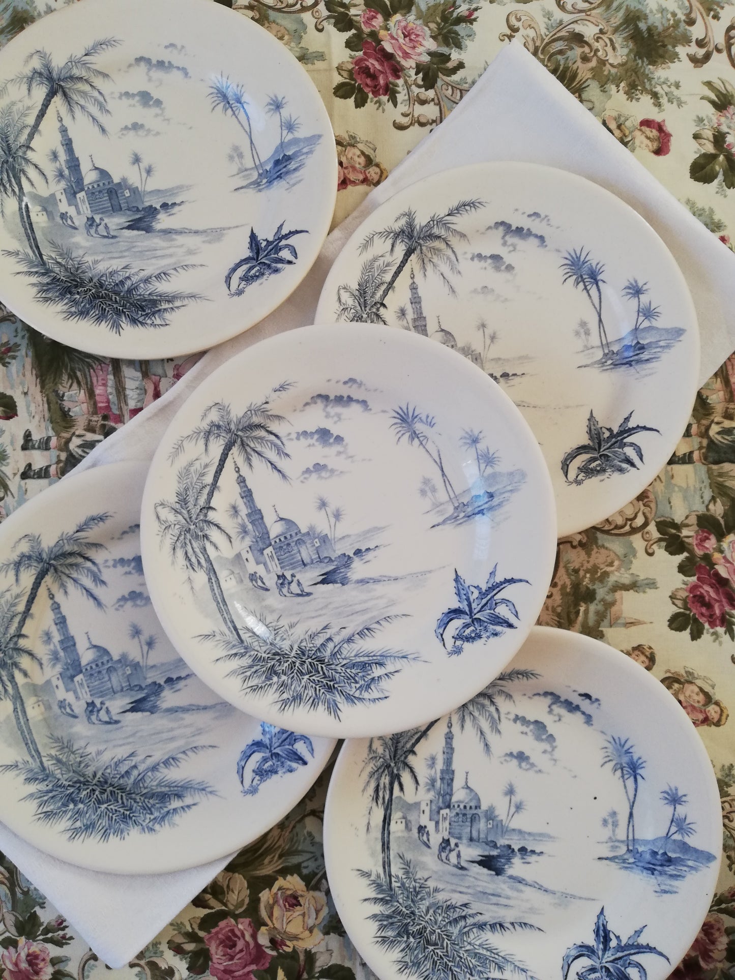 Assiettes Rêve d Orient Gien X 5
