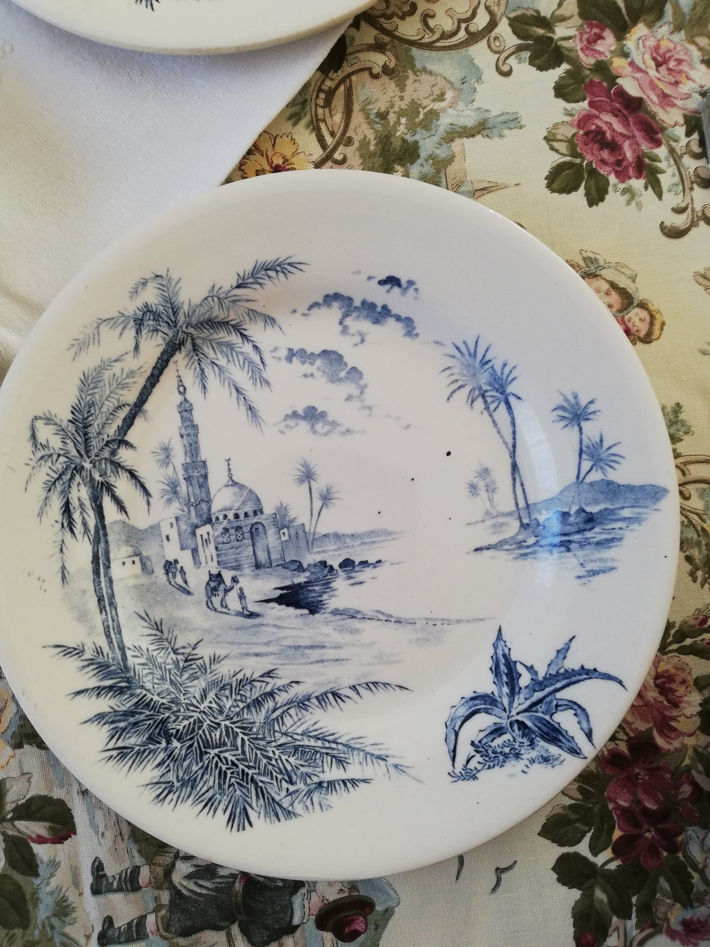 Assiettes Rêve d Orient Gien X 5