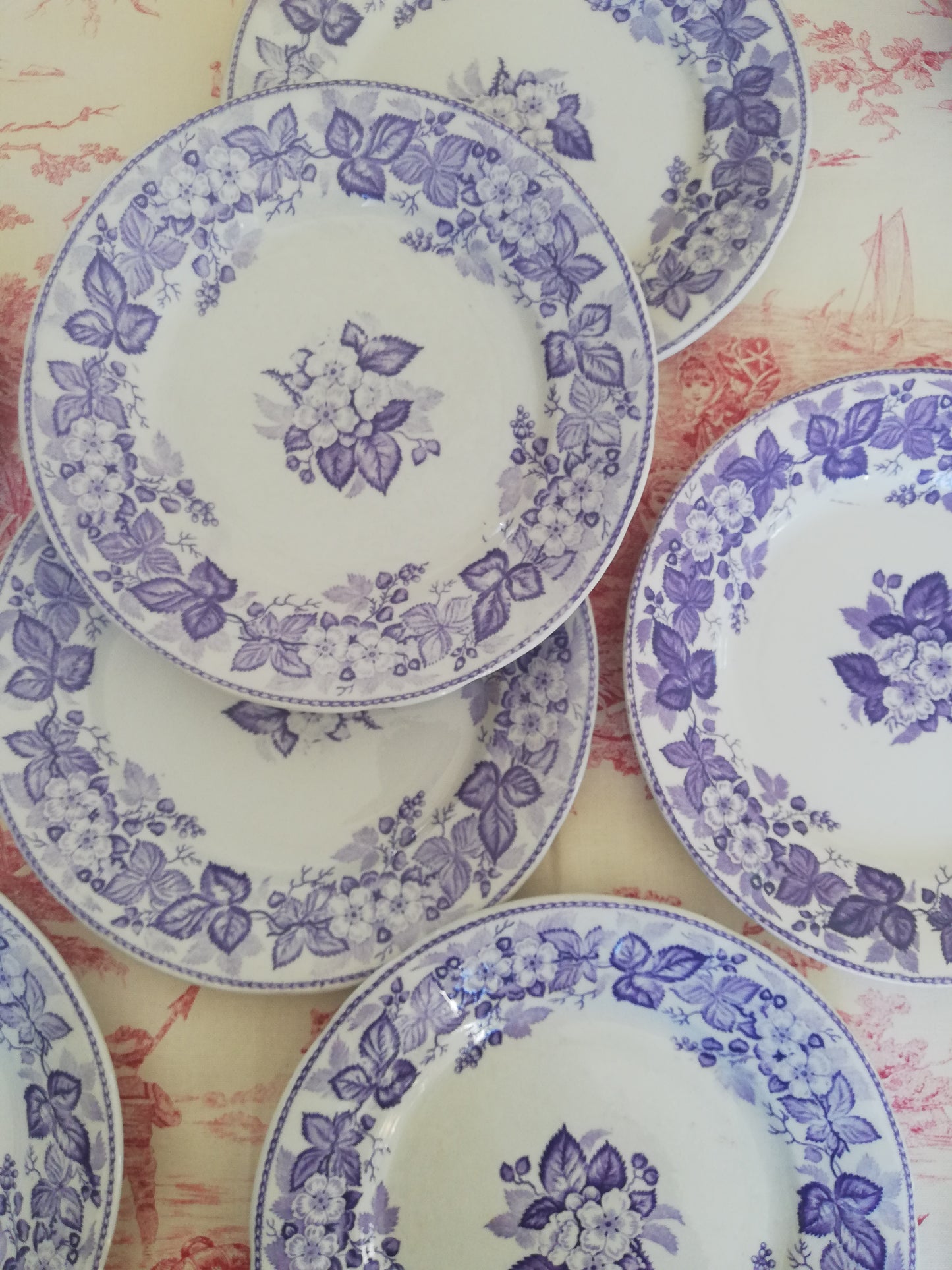 Assiette Ronce Terre de fer Violette BFK