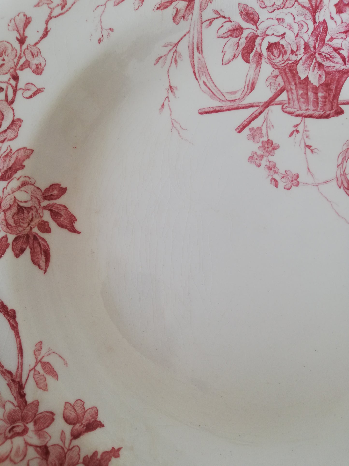 10 assiettes Gien Réservées
