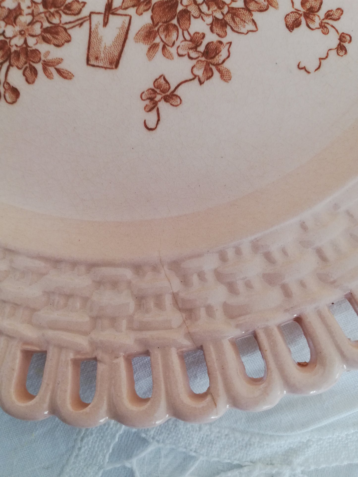 Assiettes Ajourées Longwy