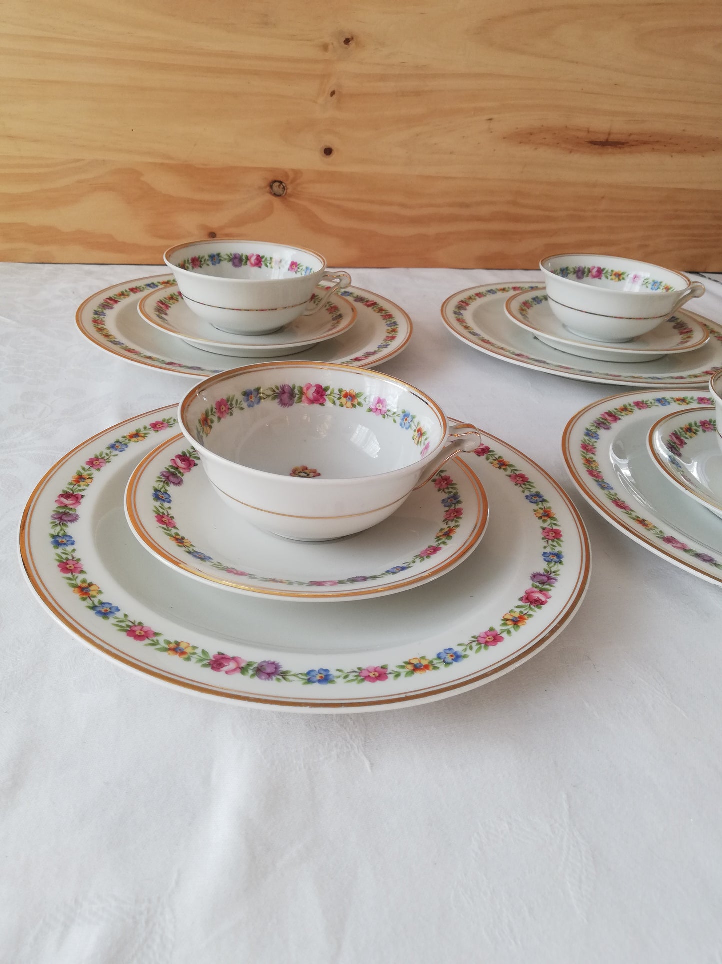 Service à thé/café et assiettes pour 4 Raynaud Limoges