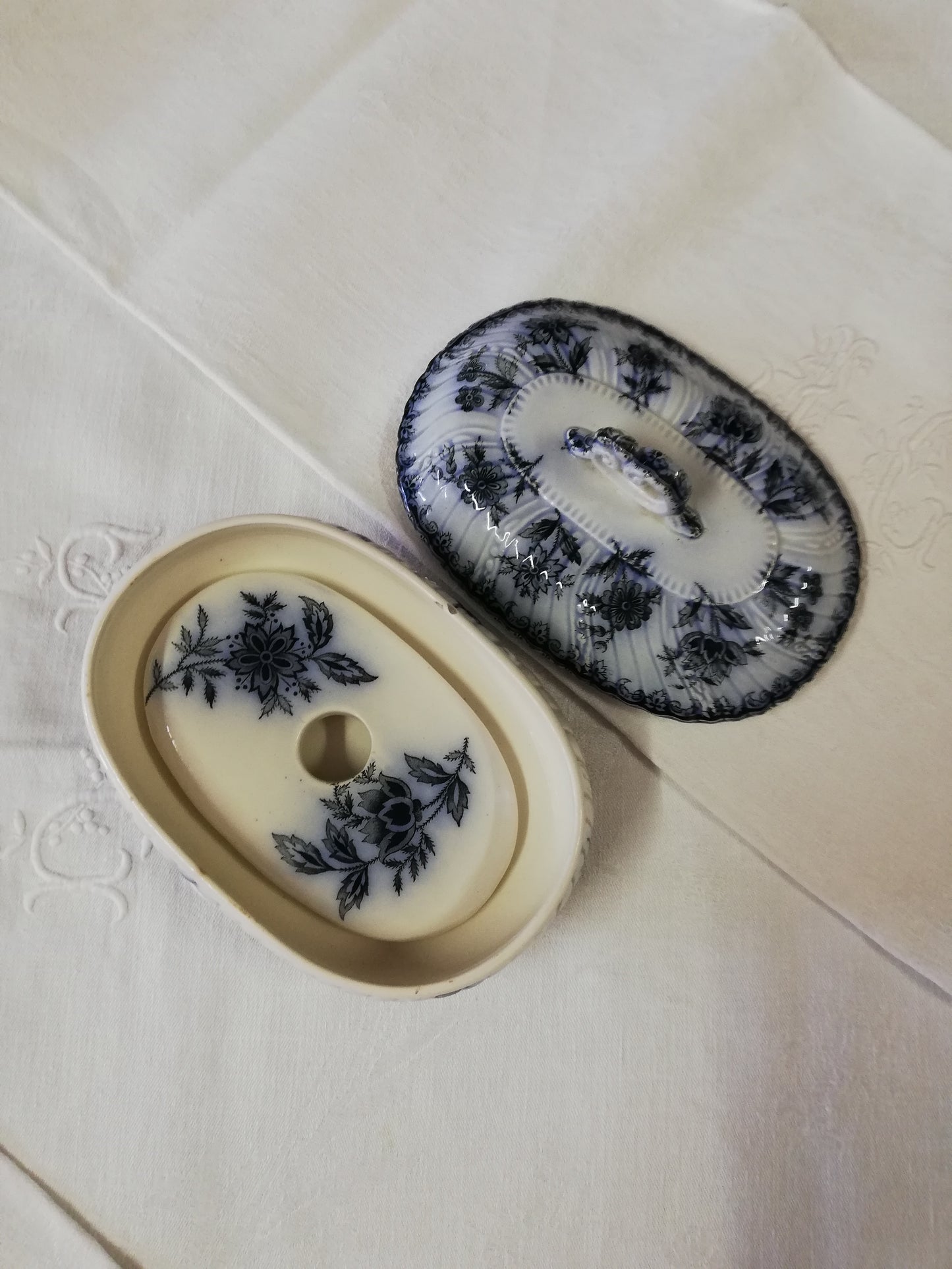 Boîte porte savon terre de fer Nigella