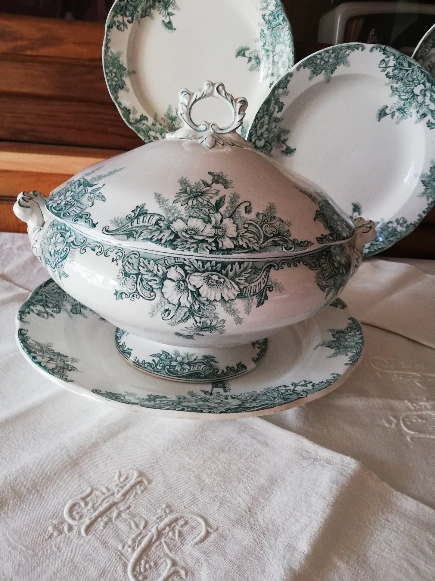 Soupière Sylvia Terre de Fer Vert