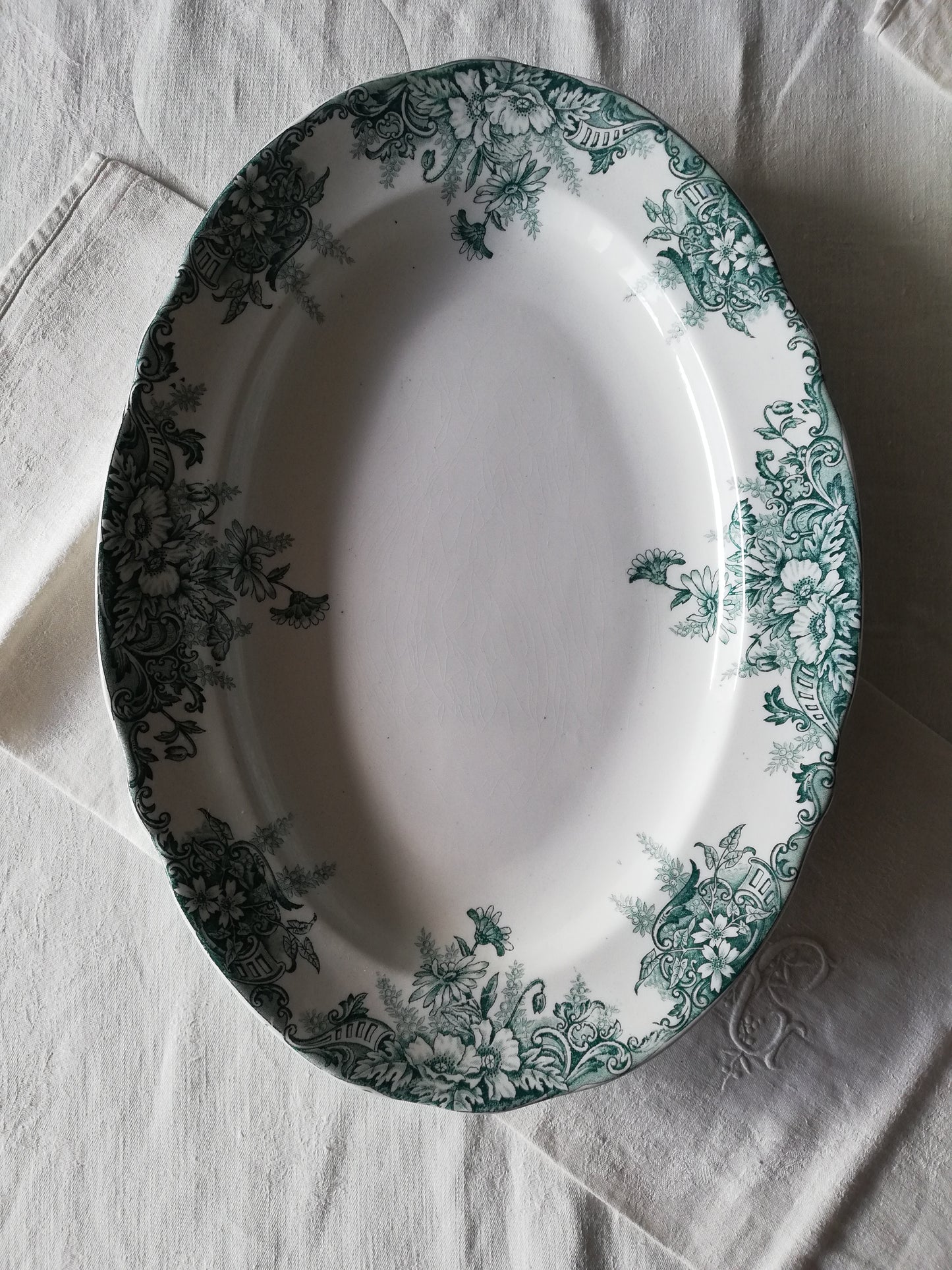 Grand plat oval terre de fer vert Onnaing