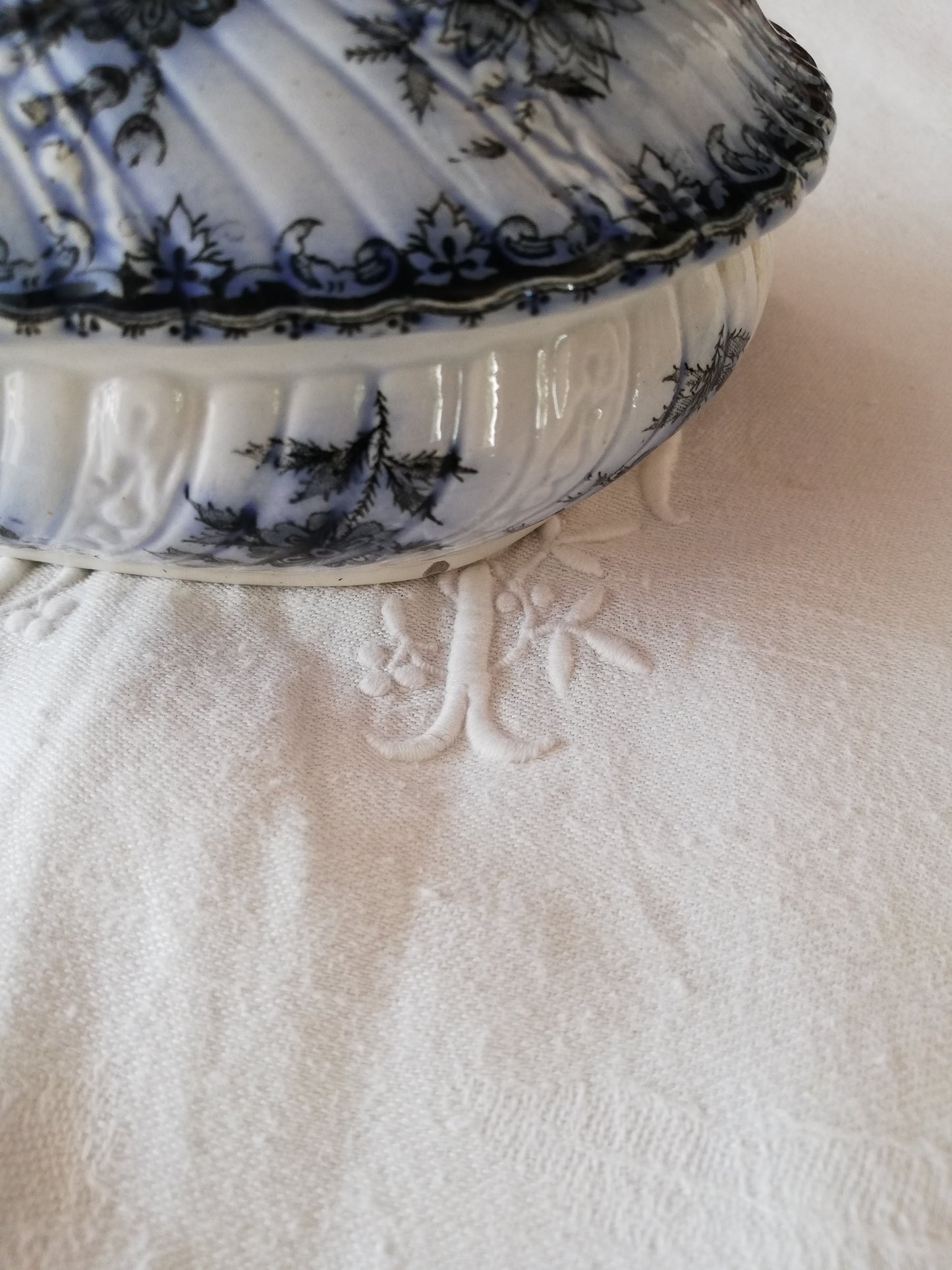 Boîte porte savon terre de fer Nigella
