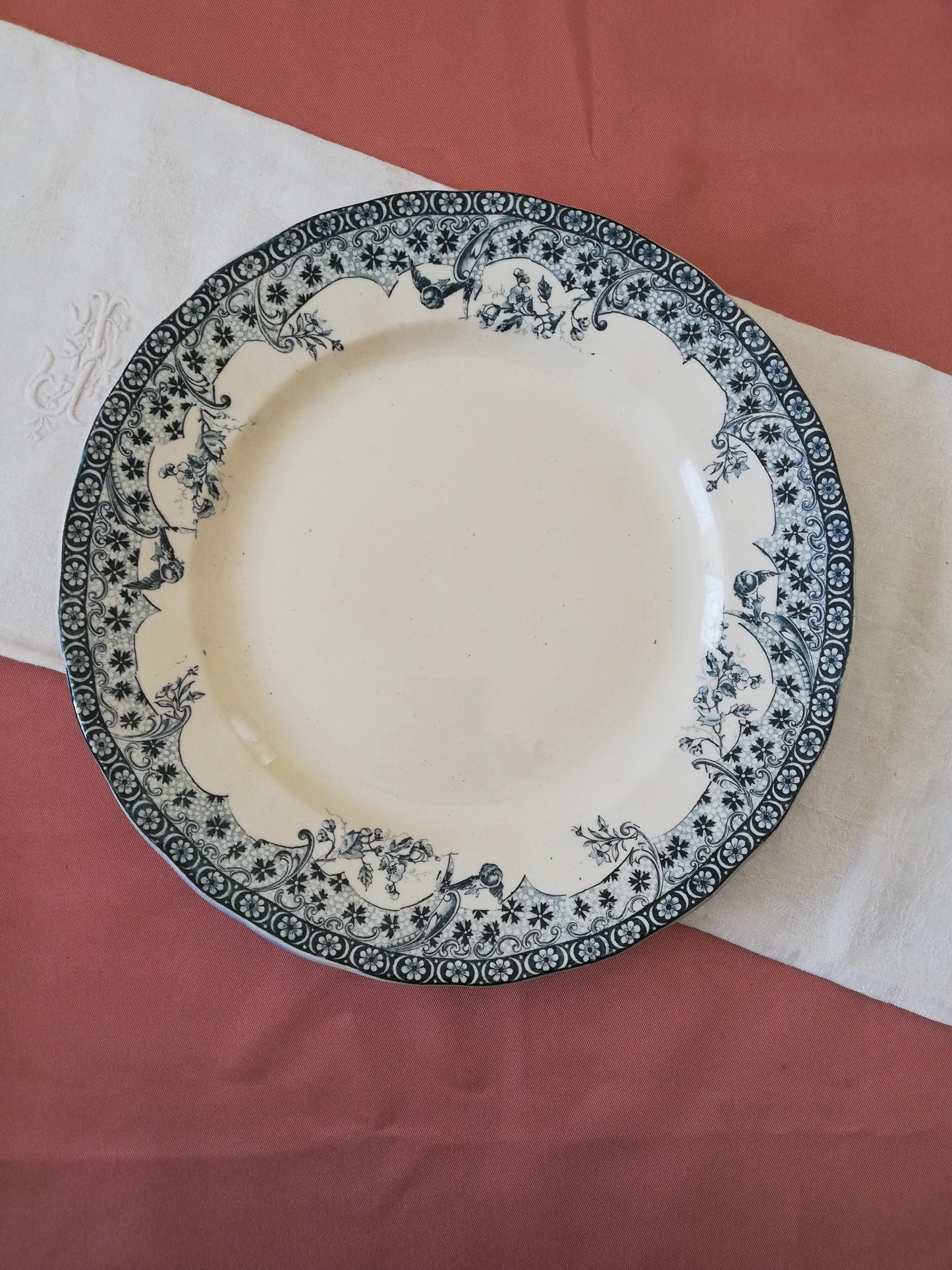 Plat Rond Alençon Choisy le Roi
