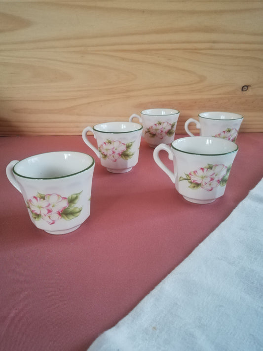 5 tasses à café Churchill cerise