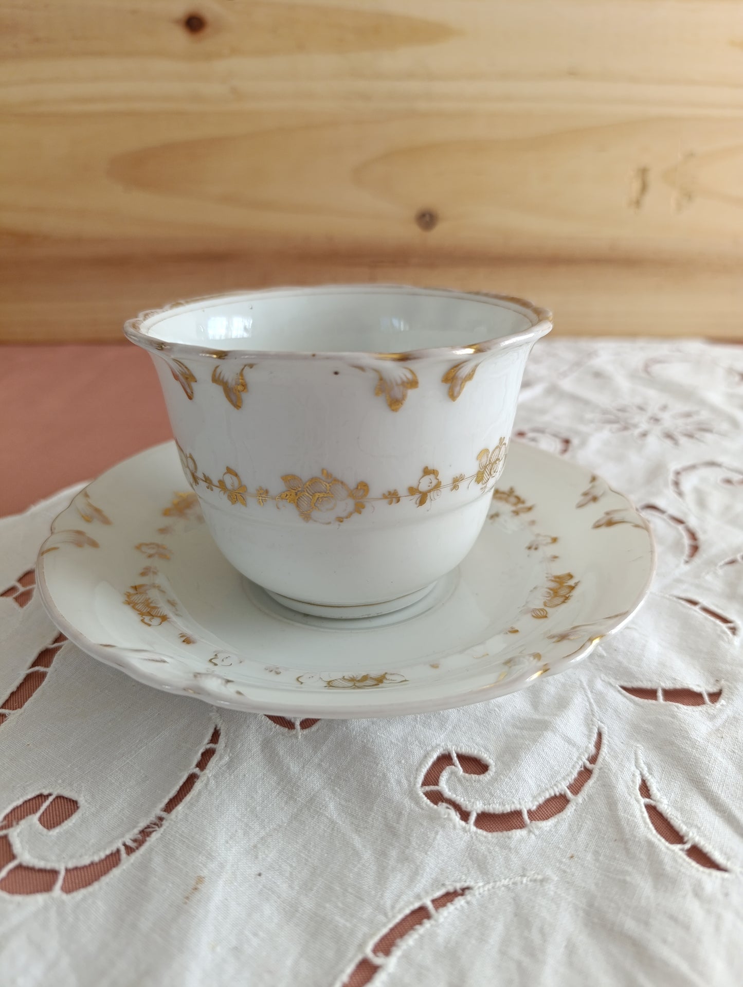 Tasse à thé porcelaine époque Napoléon III