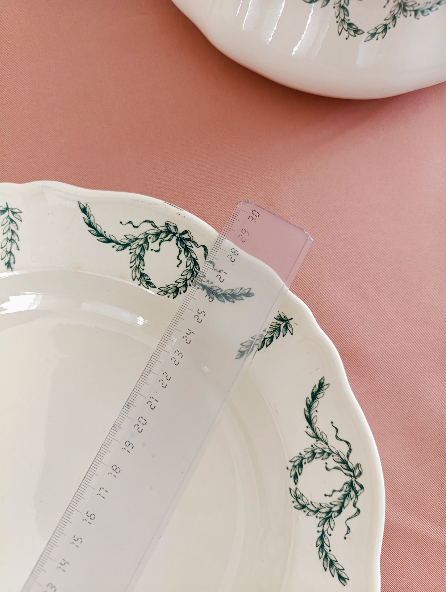 Plat rond et creux Villey Longchamp