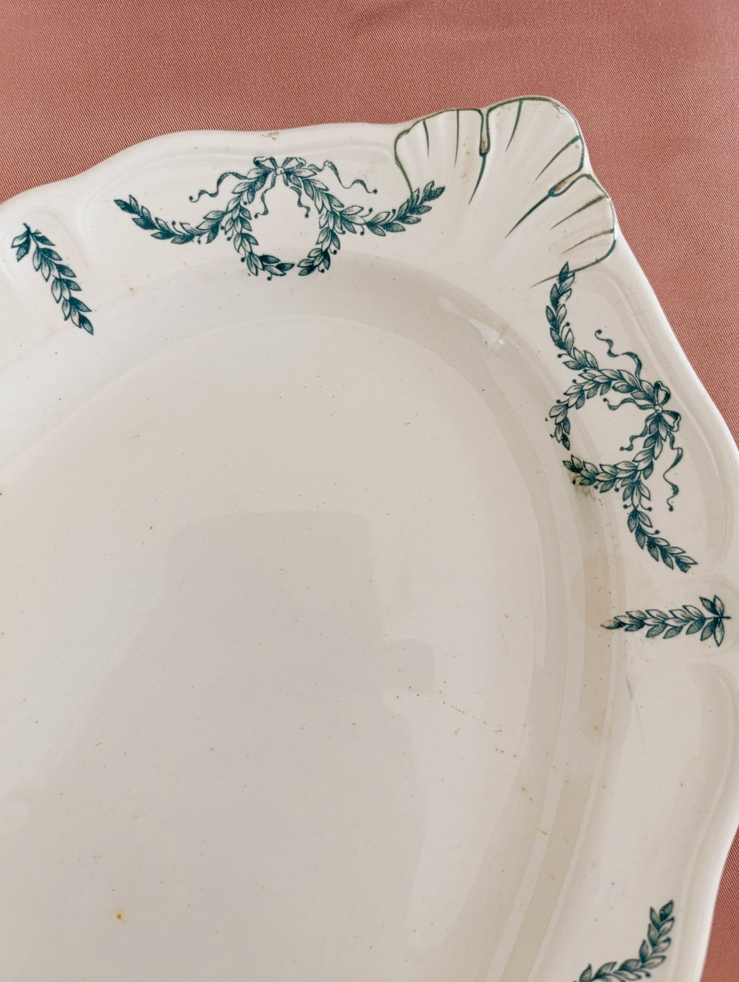 Plat oval Villey Longchamp