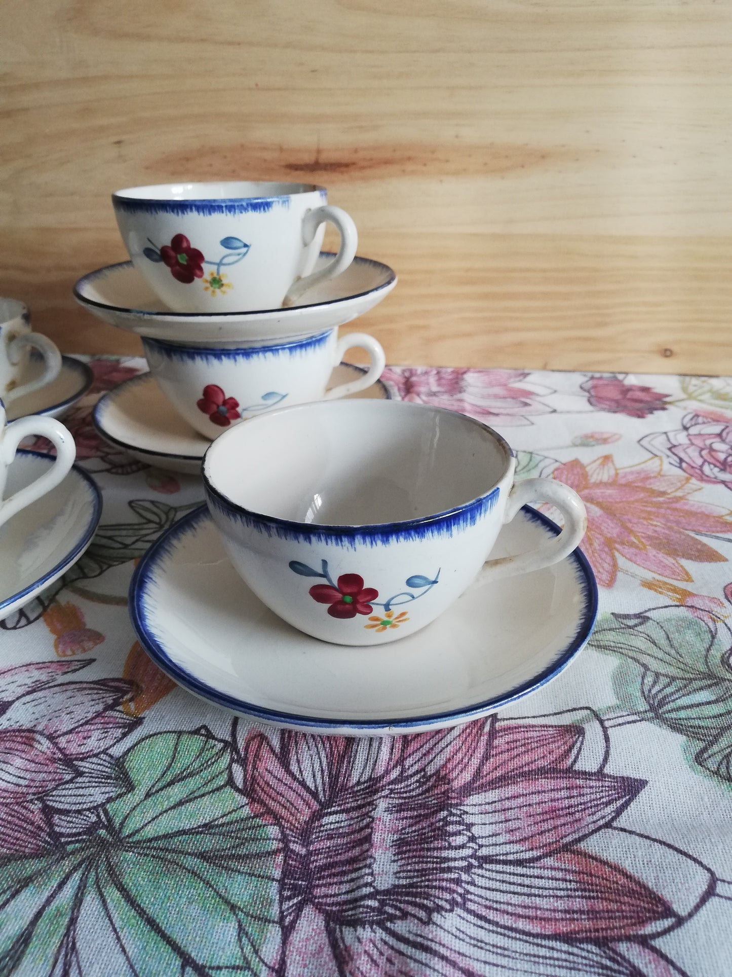 Tasses et Sous Tasses Mary-Lou Digoin Sarreguemines