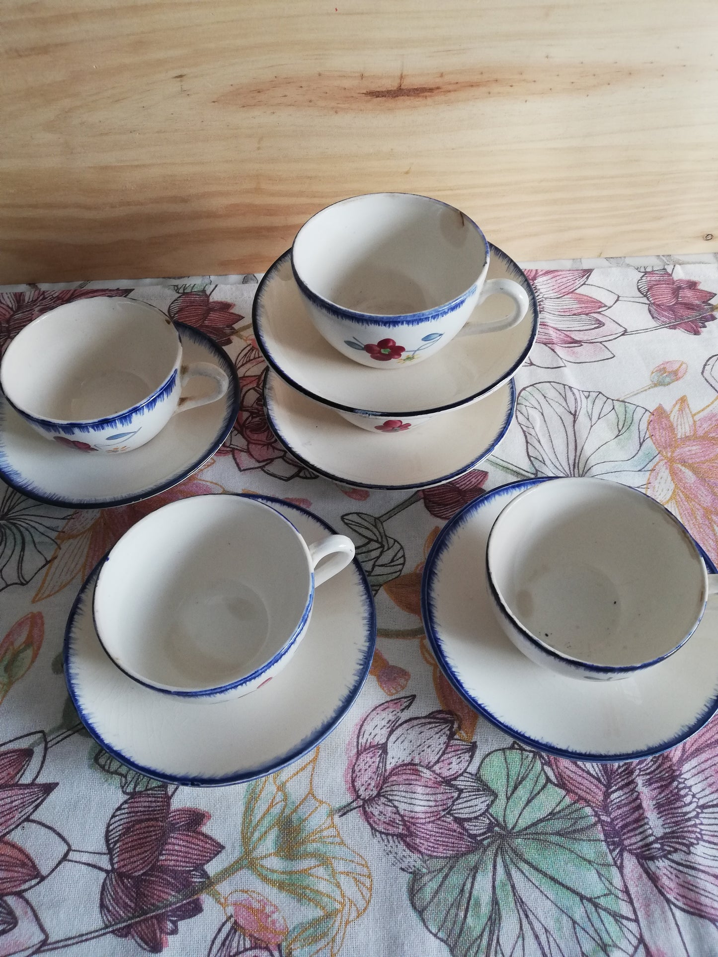 Tasses et Sous Tasses Mary-Lou Digoin Sarreguemines