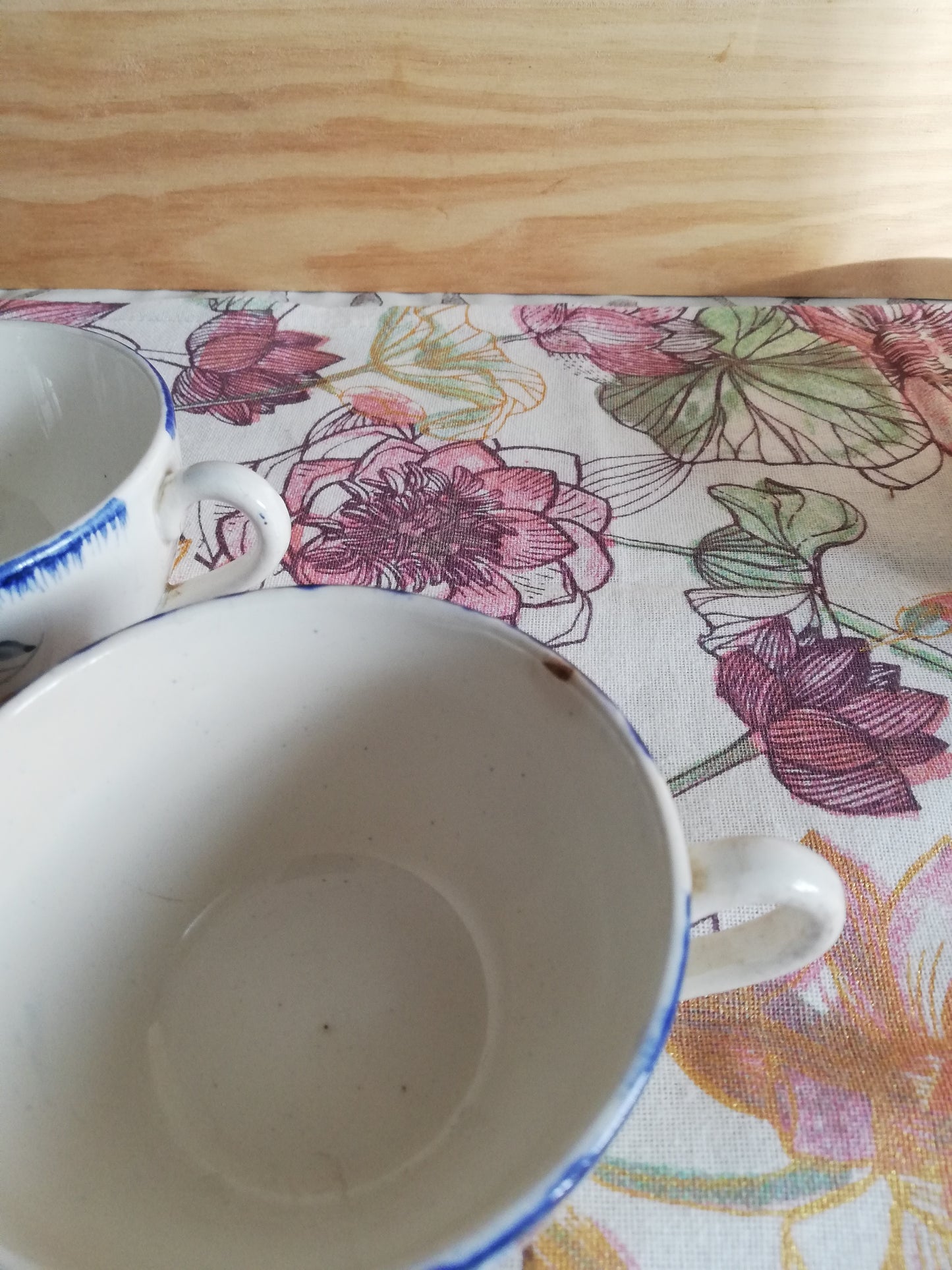 Tasses et Sous Tasses Mary-Lou Digoin Sarreguemines