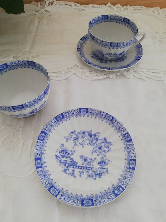 Grande Tasse et Sous Tasse  Bavaria
