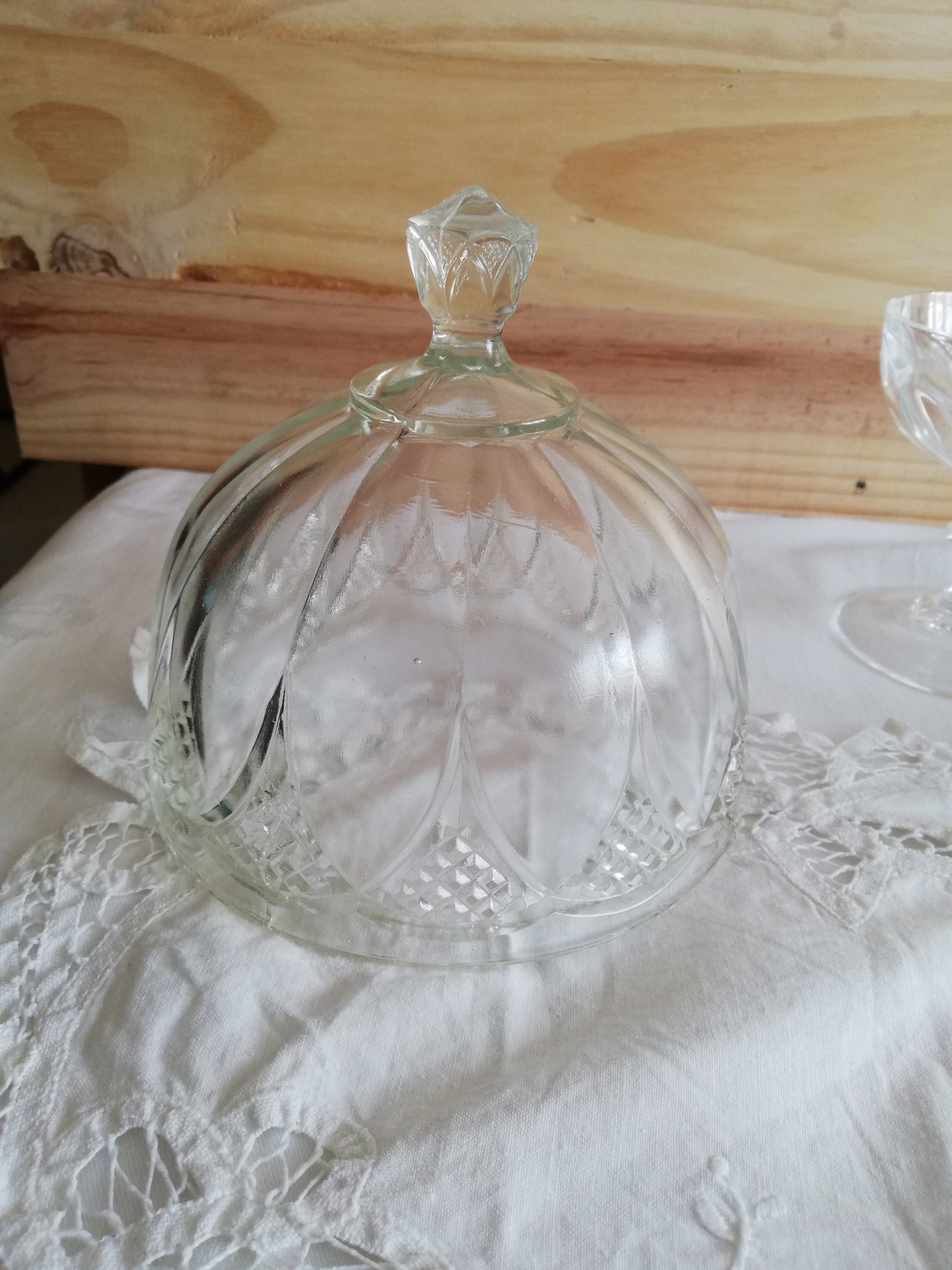 Cloche en Verre Moulé