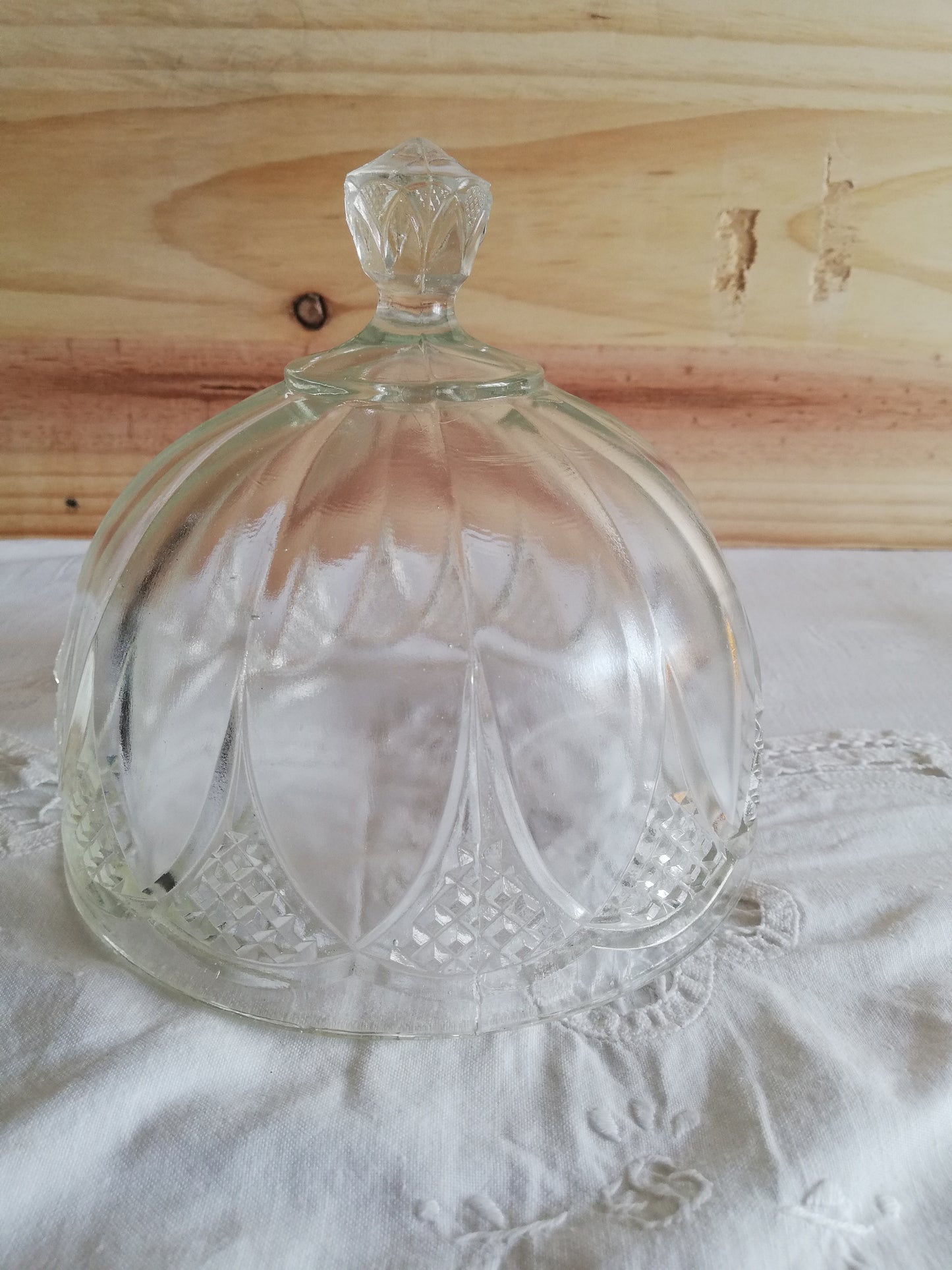 Cloche en Verre Moulé