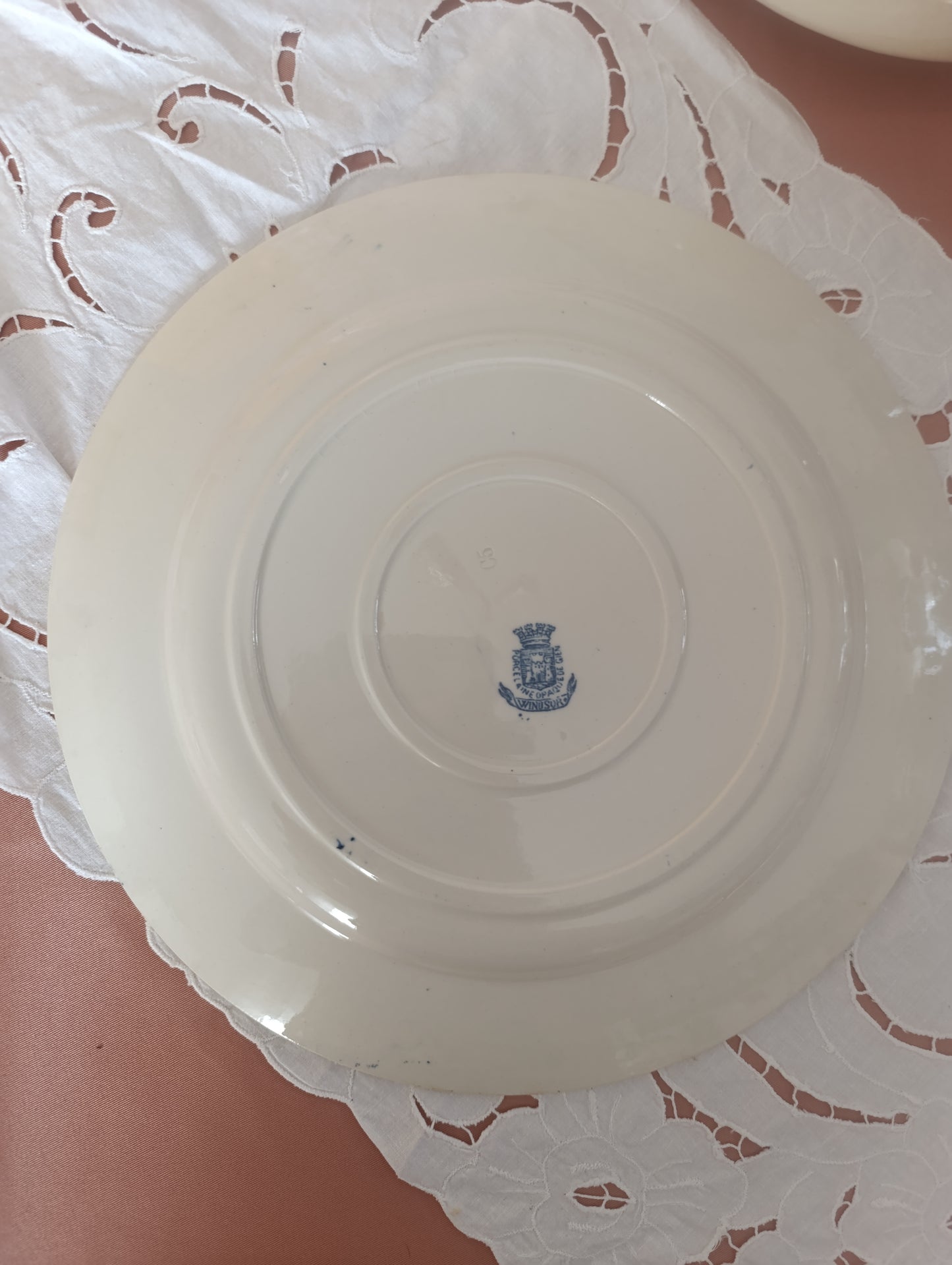 Plat rond Windsor Gien