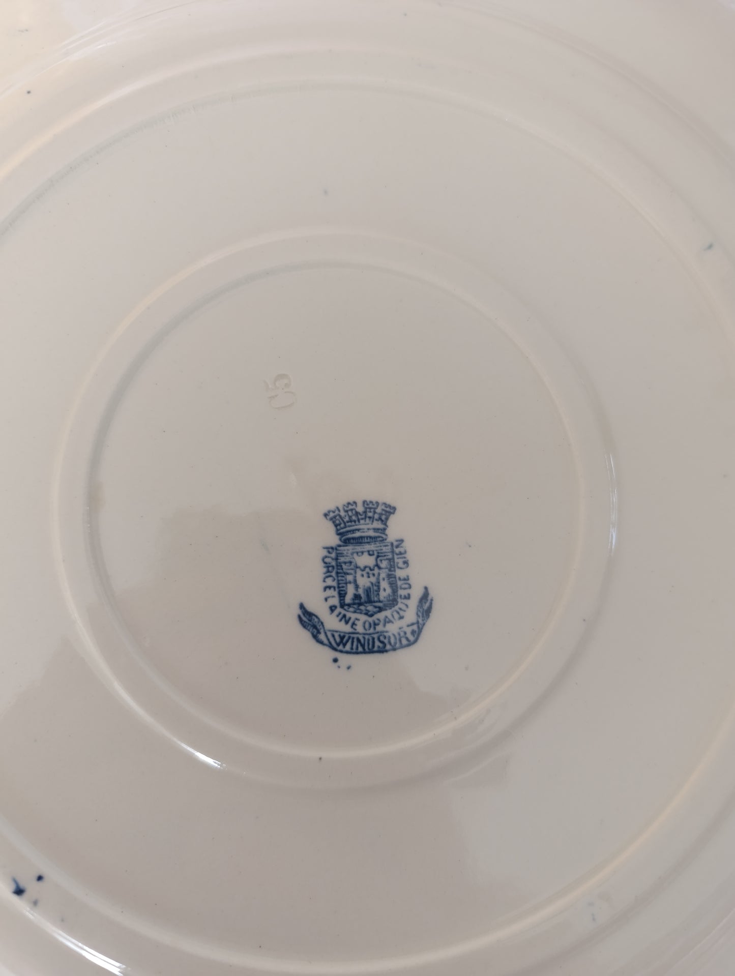Plat rond Windsor Gien