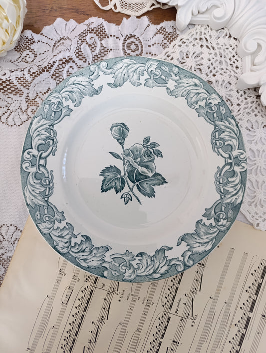 Assiette sur pied Valérie Saint Amand