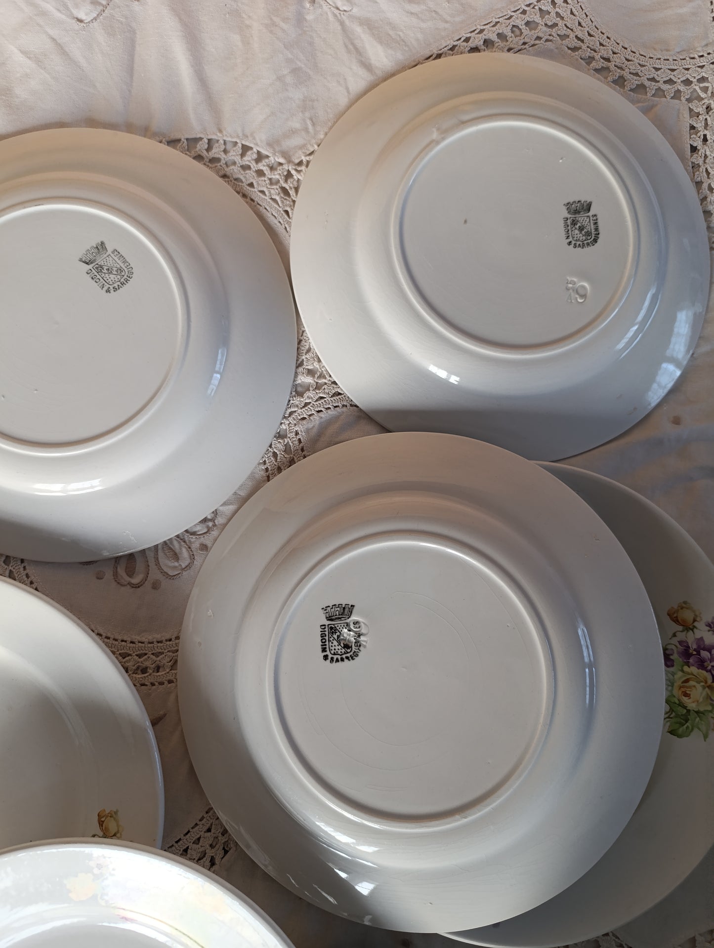 Assiette Sarreguemines 19ème