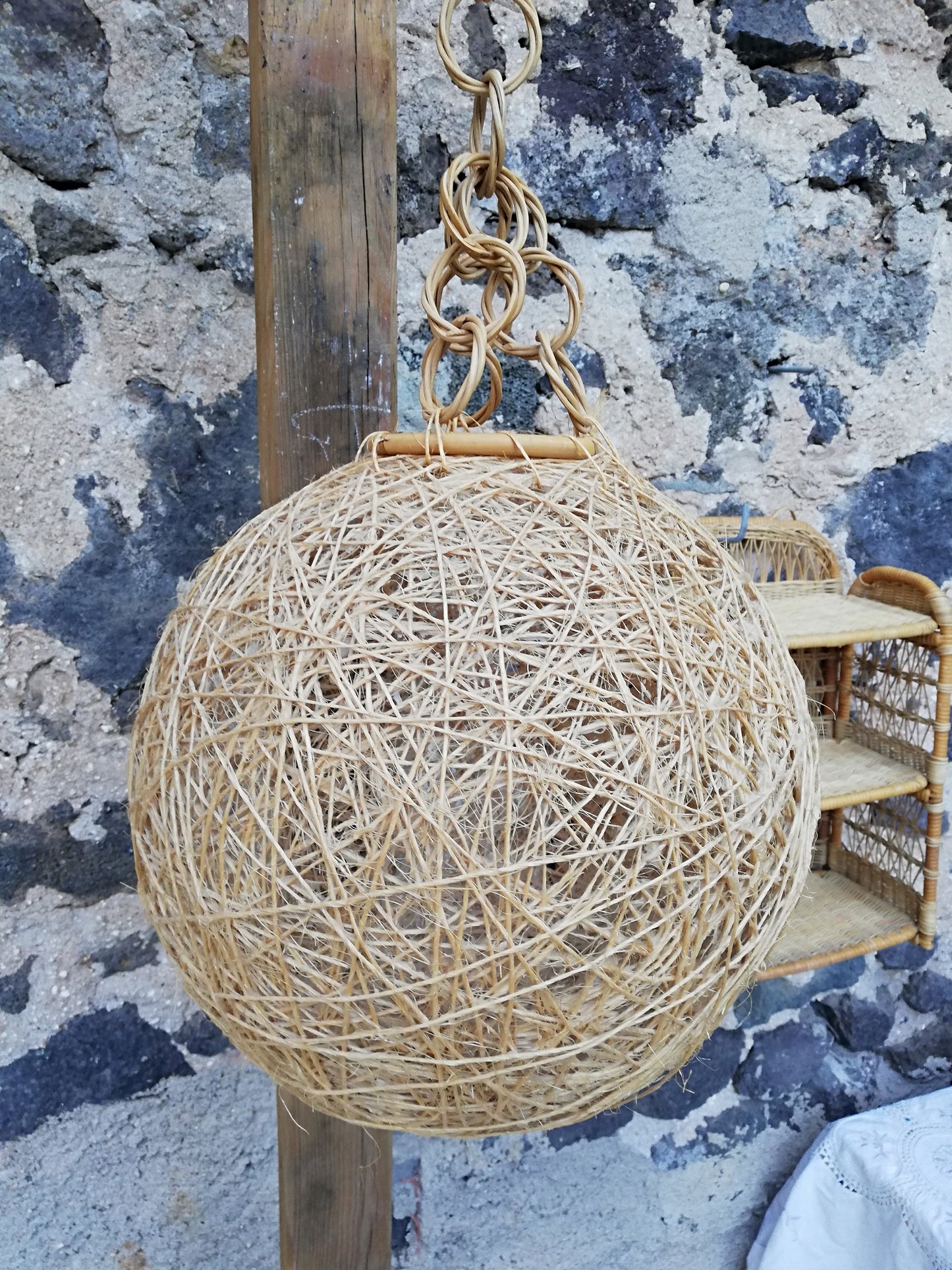 suspension vintage en rotin et ficelle