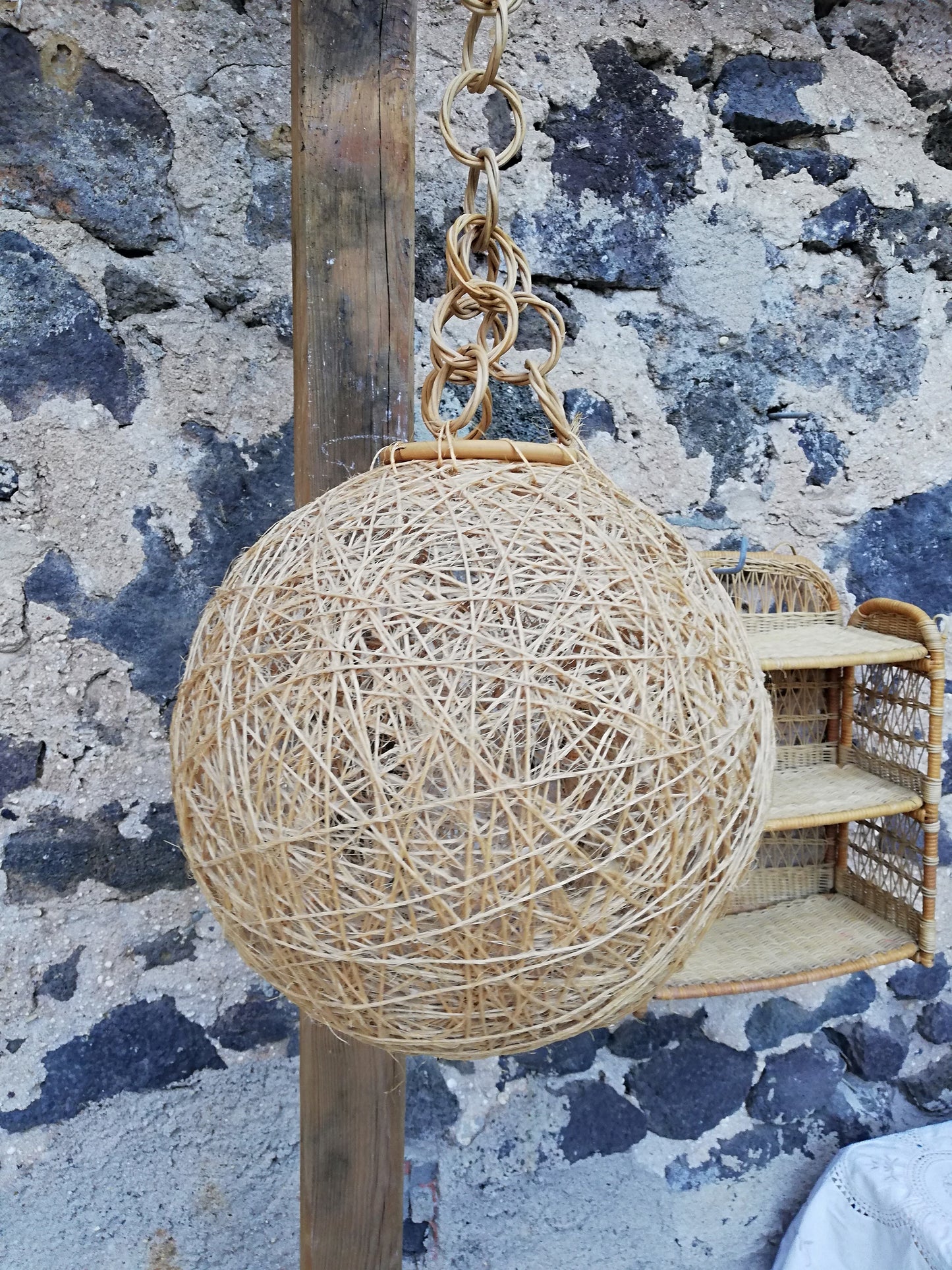 suspension vintage en rotin et ficelle