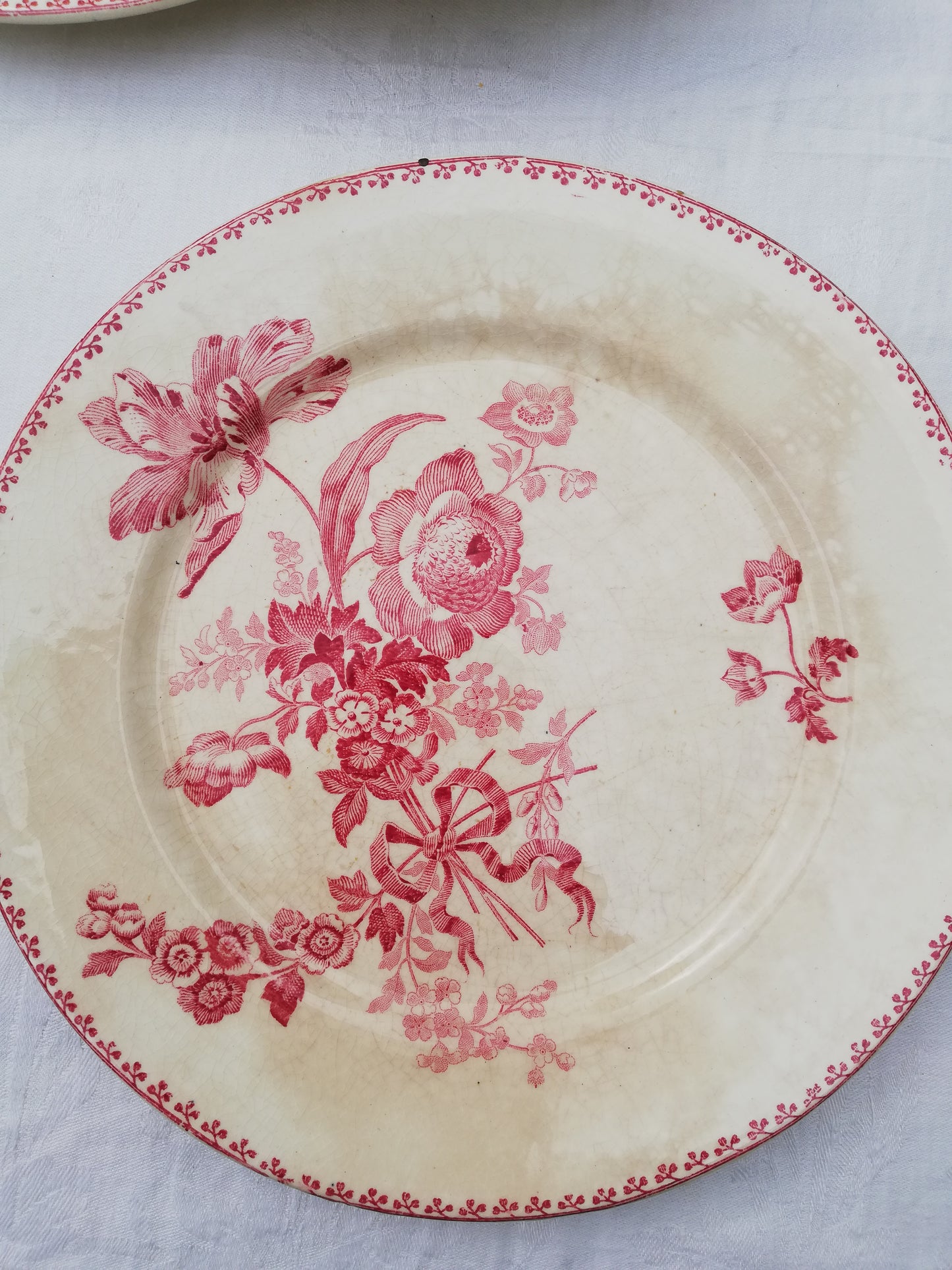 assiette sur pied Fontanges Sarreguemines