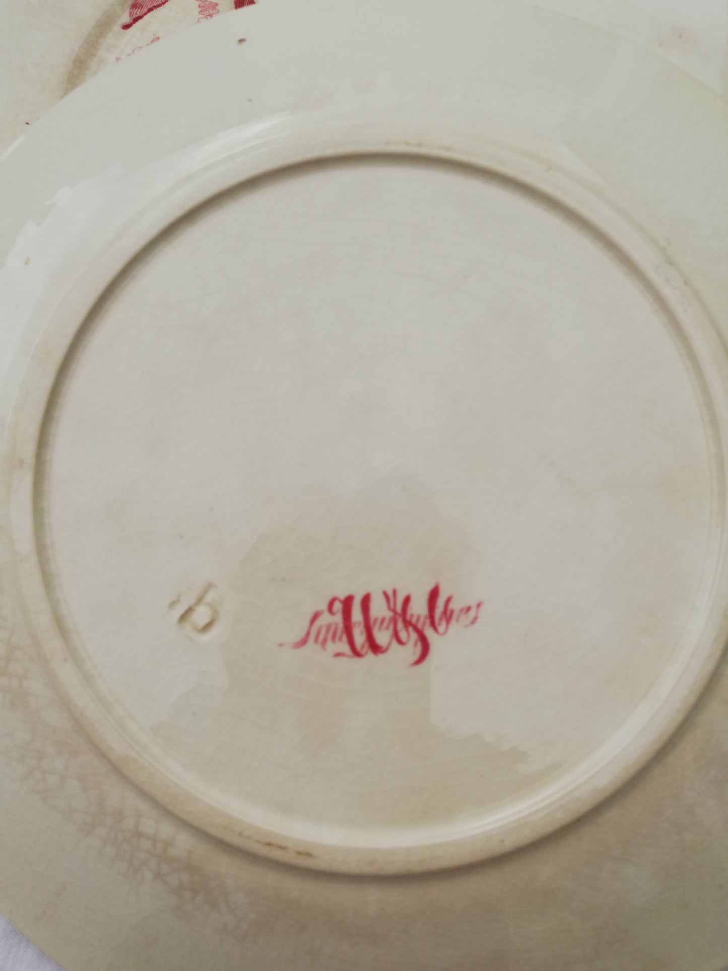 assiette sur pied Fontanges Sarreguemines