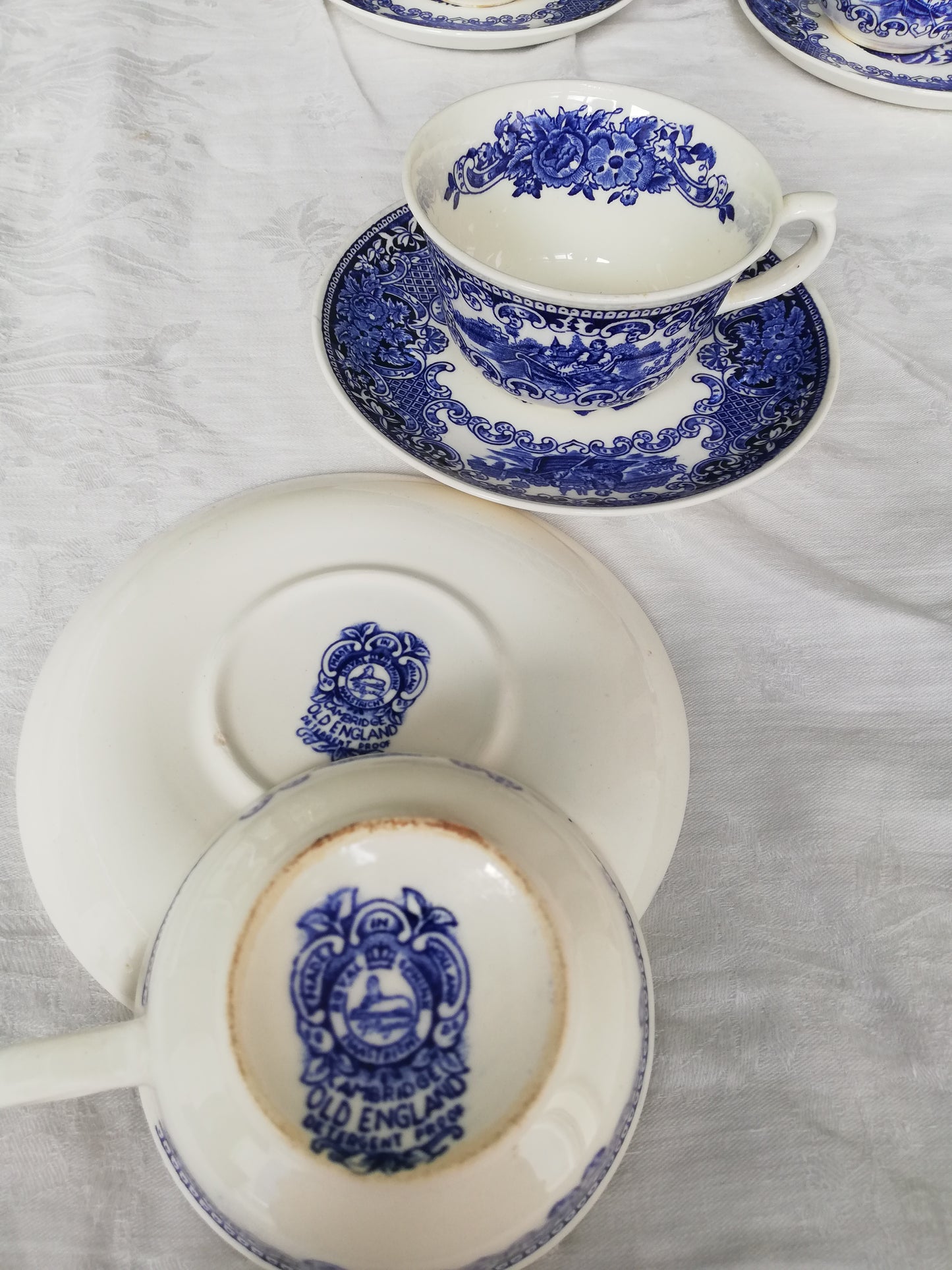 Tasses et sous tasses Royal Maastricht