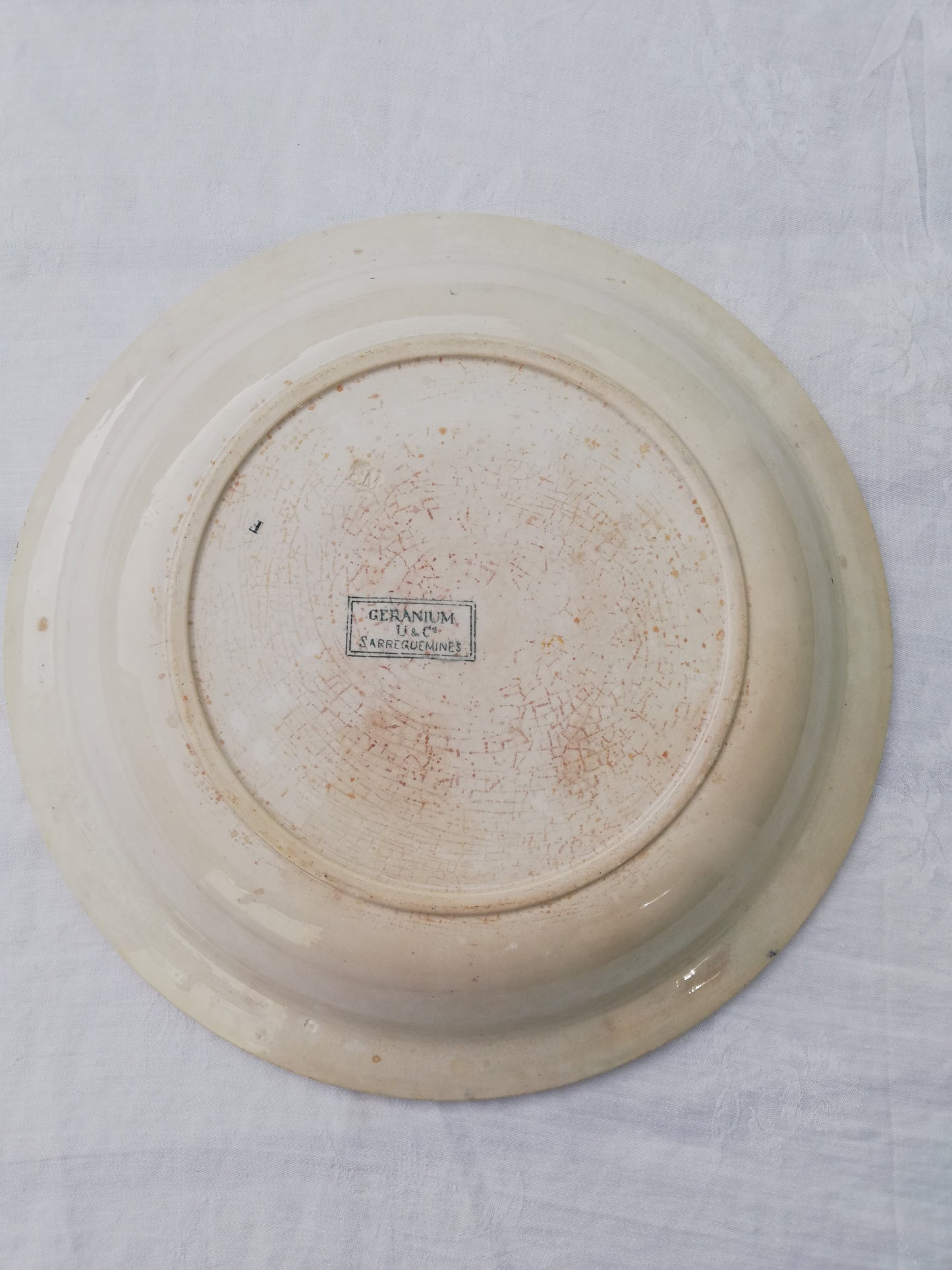 Plat rond et creux Sarreguemines Geeanium