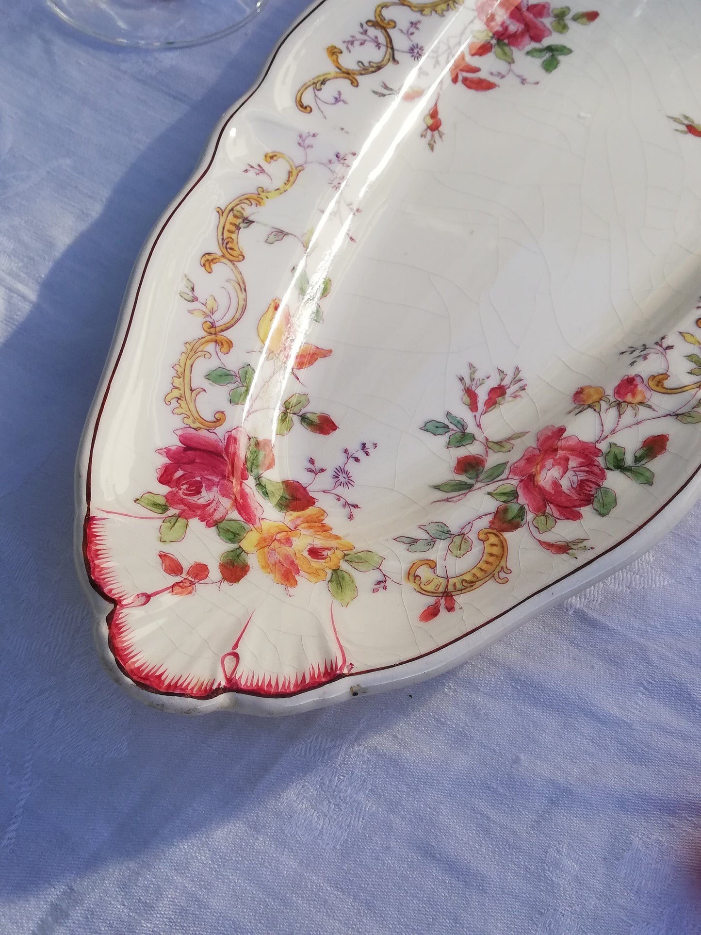 Plat terre de fer polychrome Longchamp