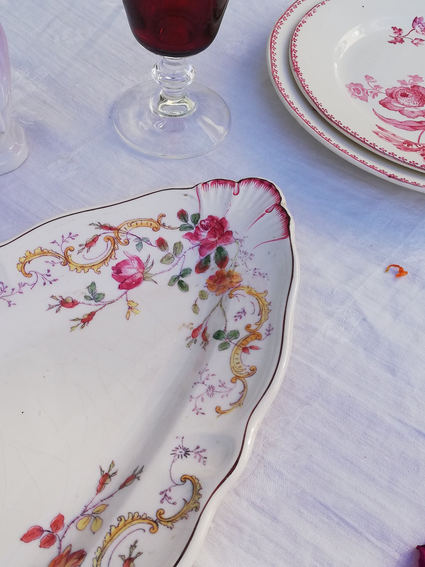 Plat terre de fer polychrome Longchamp