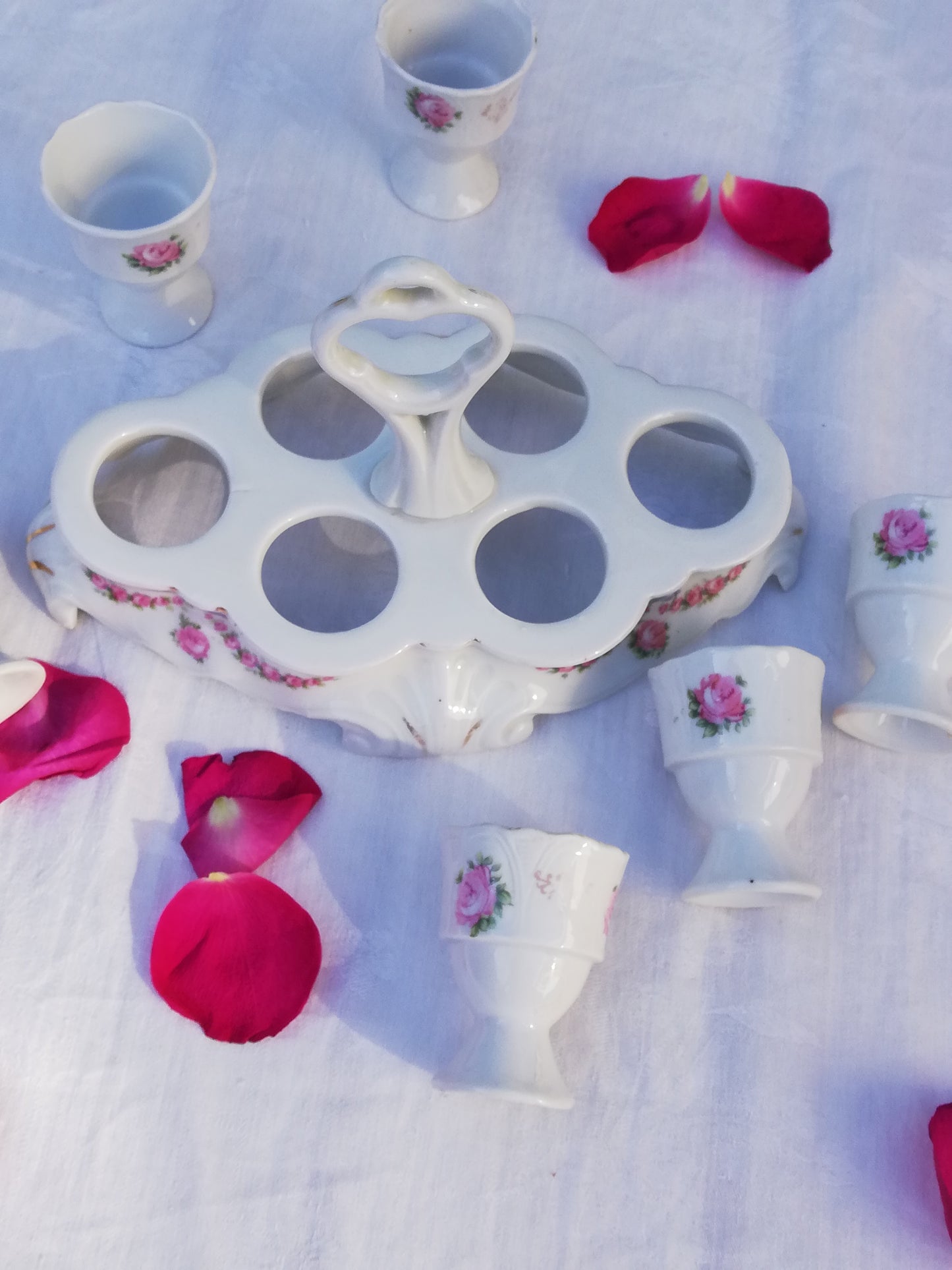 Oeufrier Porte Coquetier porcelaine
