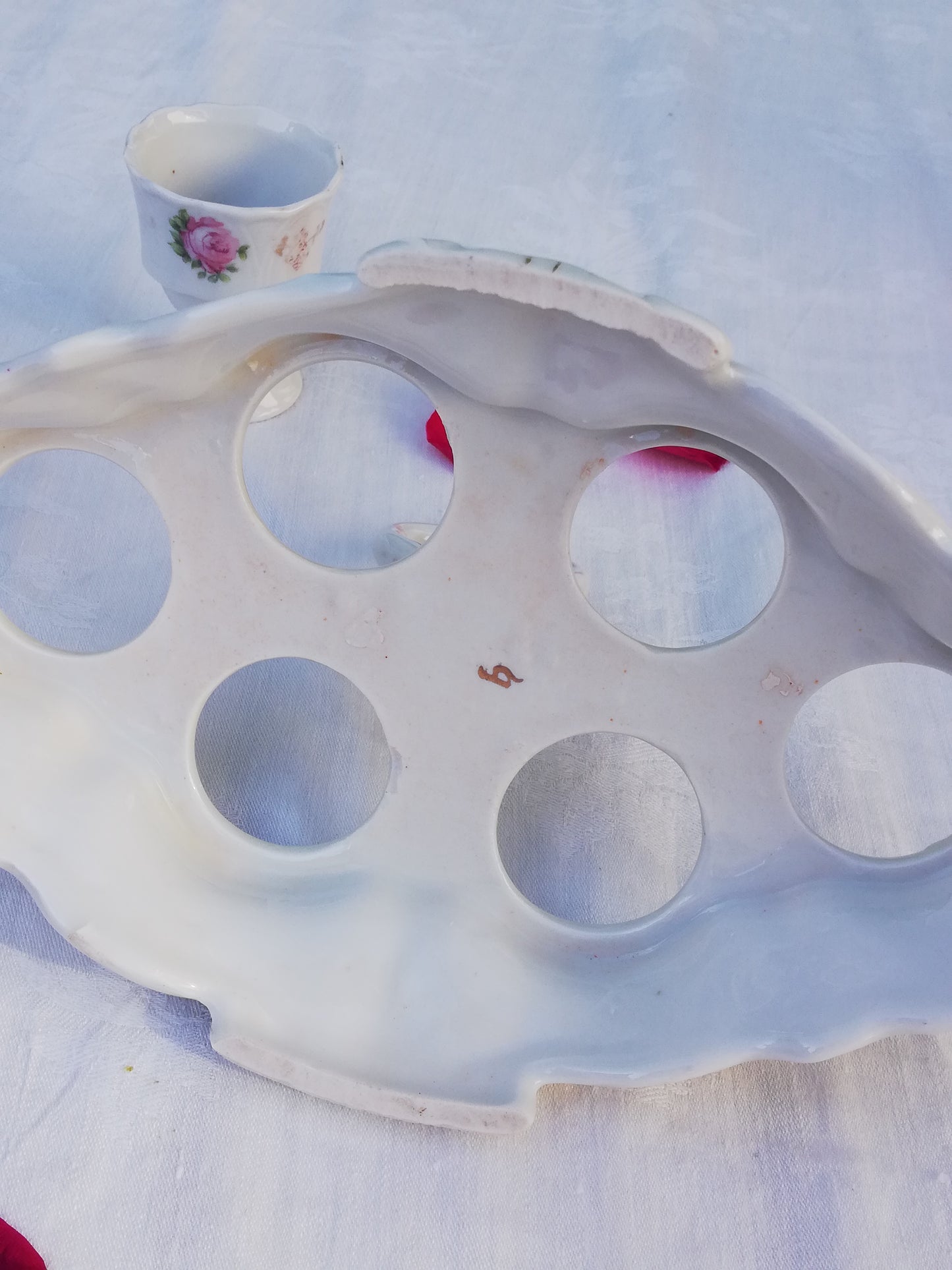 Oeufrier Porte Coquetier porcelaine