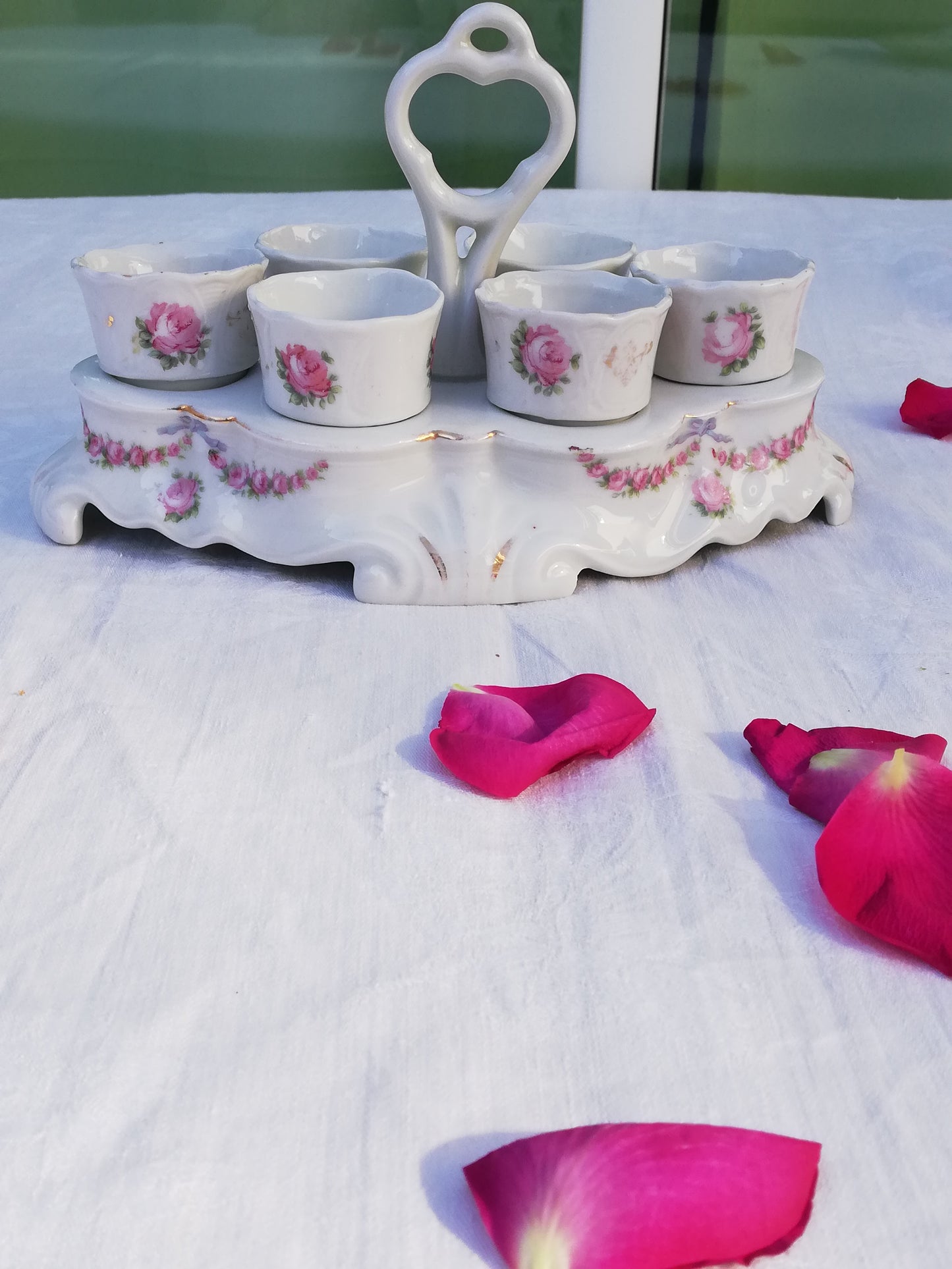 Oeufrier Porte Coquetier porcelaine