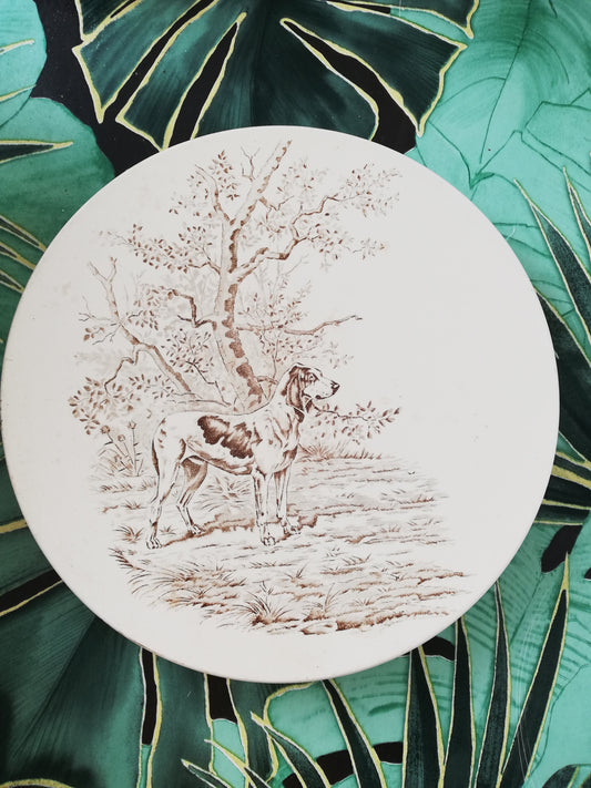 Assiette decorative terre de fer Longchamp