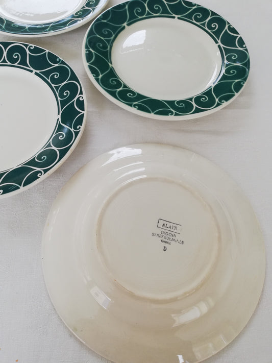 Assiette terre de fer Digoin Sarreguemines