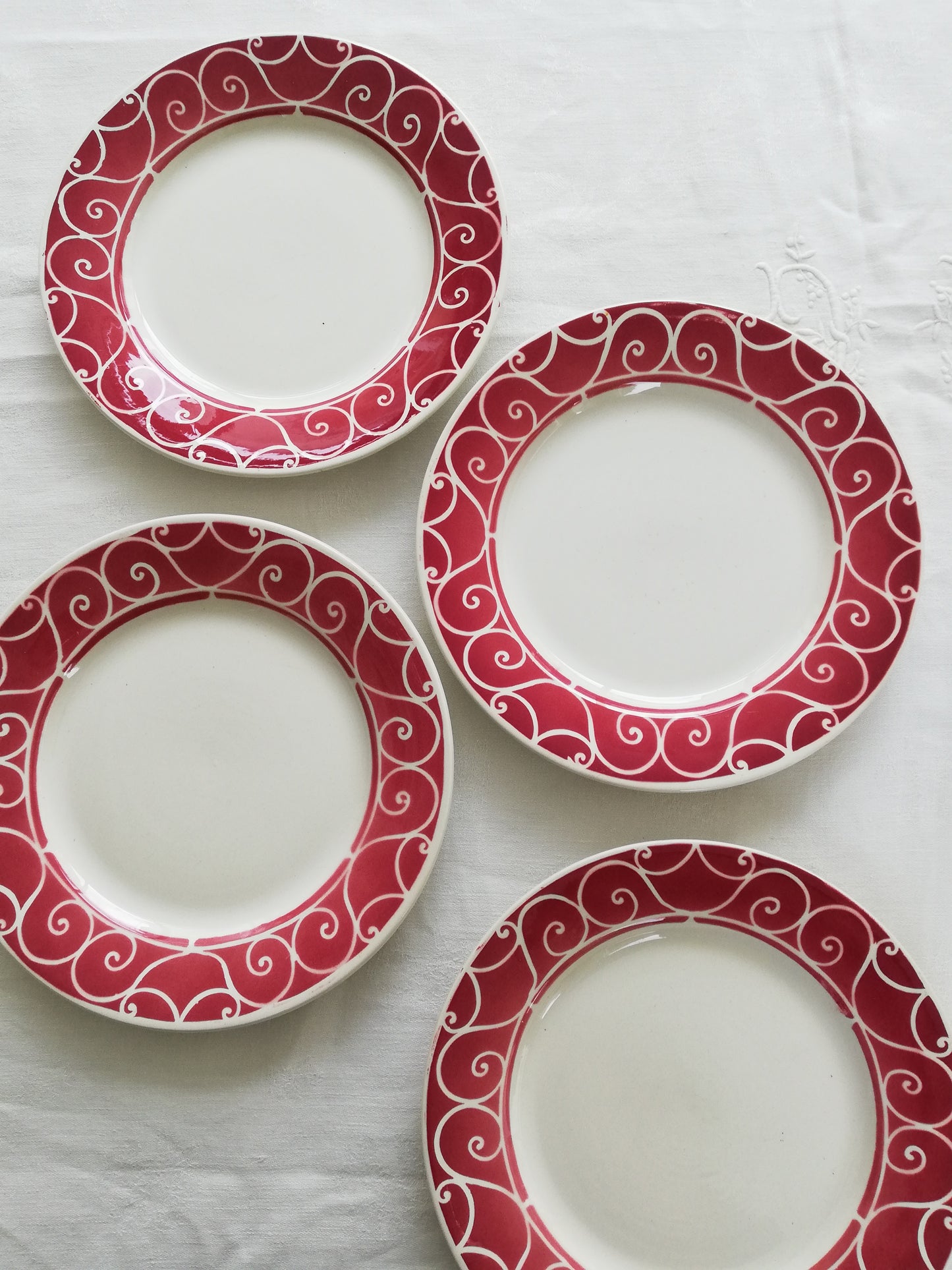 Assiette terre de fer Digoin Sarreguemines