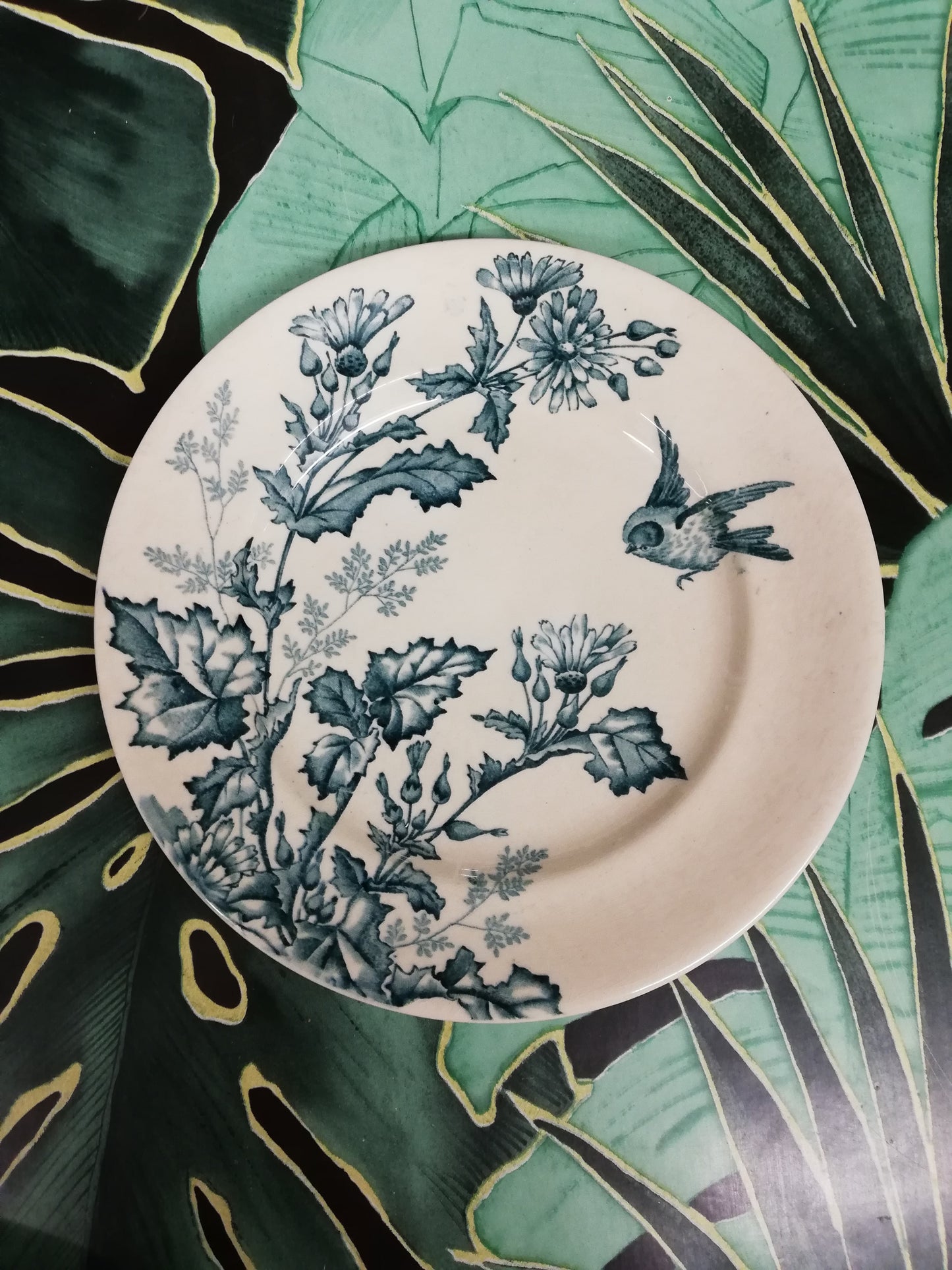Assiette Terre de fer Longwy