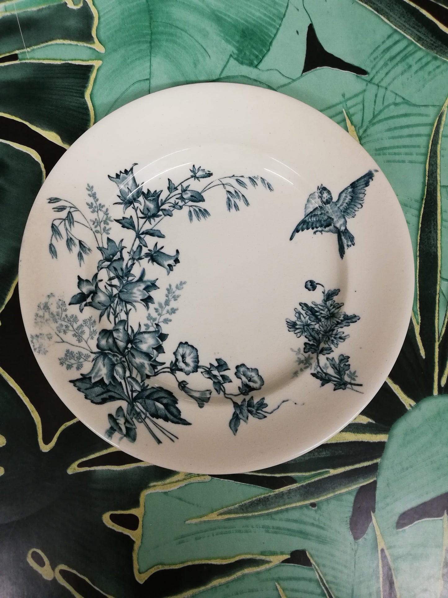Assiette Terre de fer Longwy