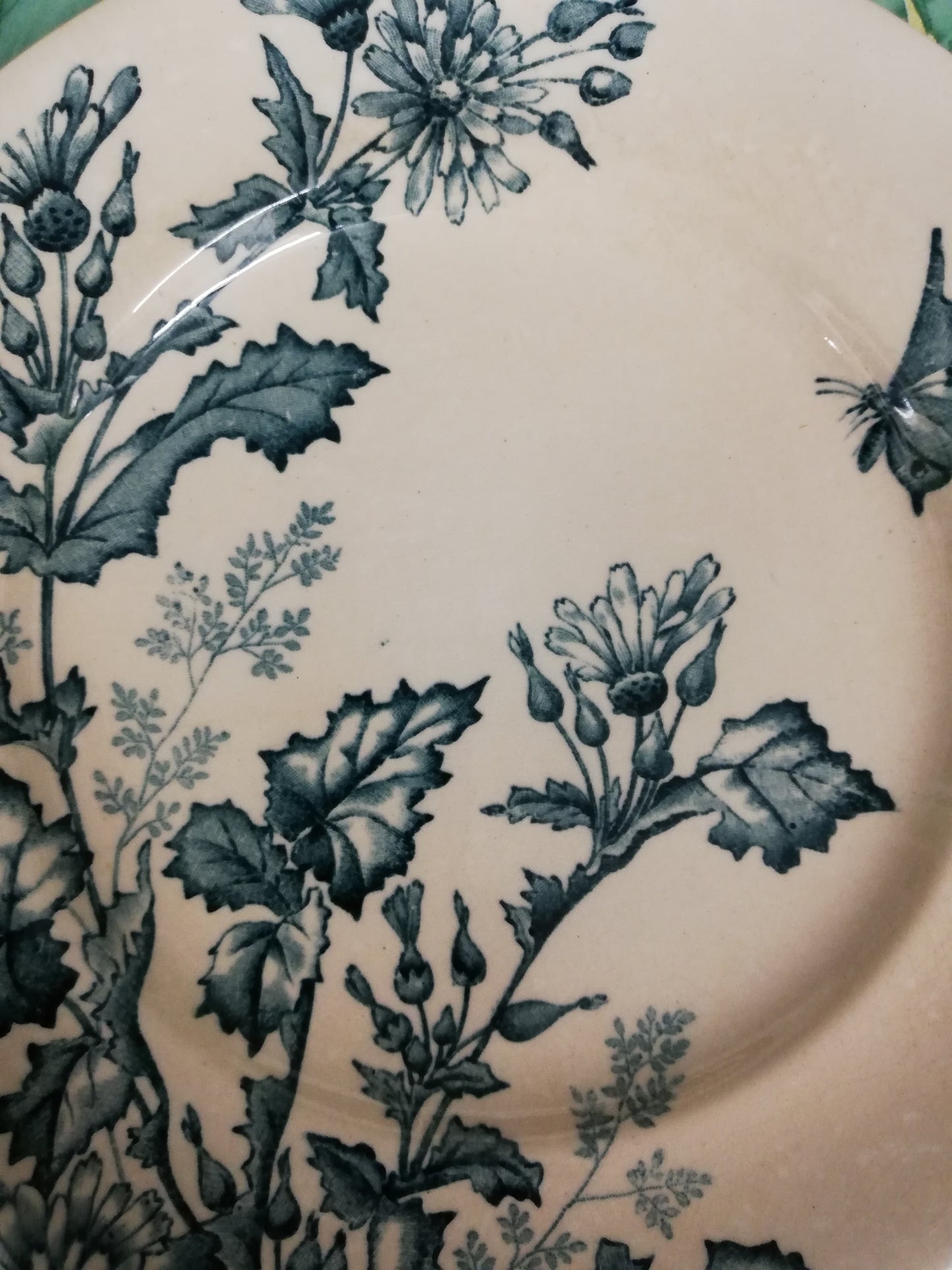 Assiette Terre de fer Longwy