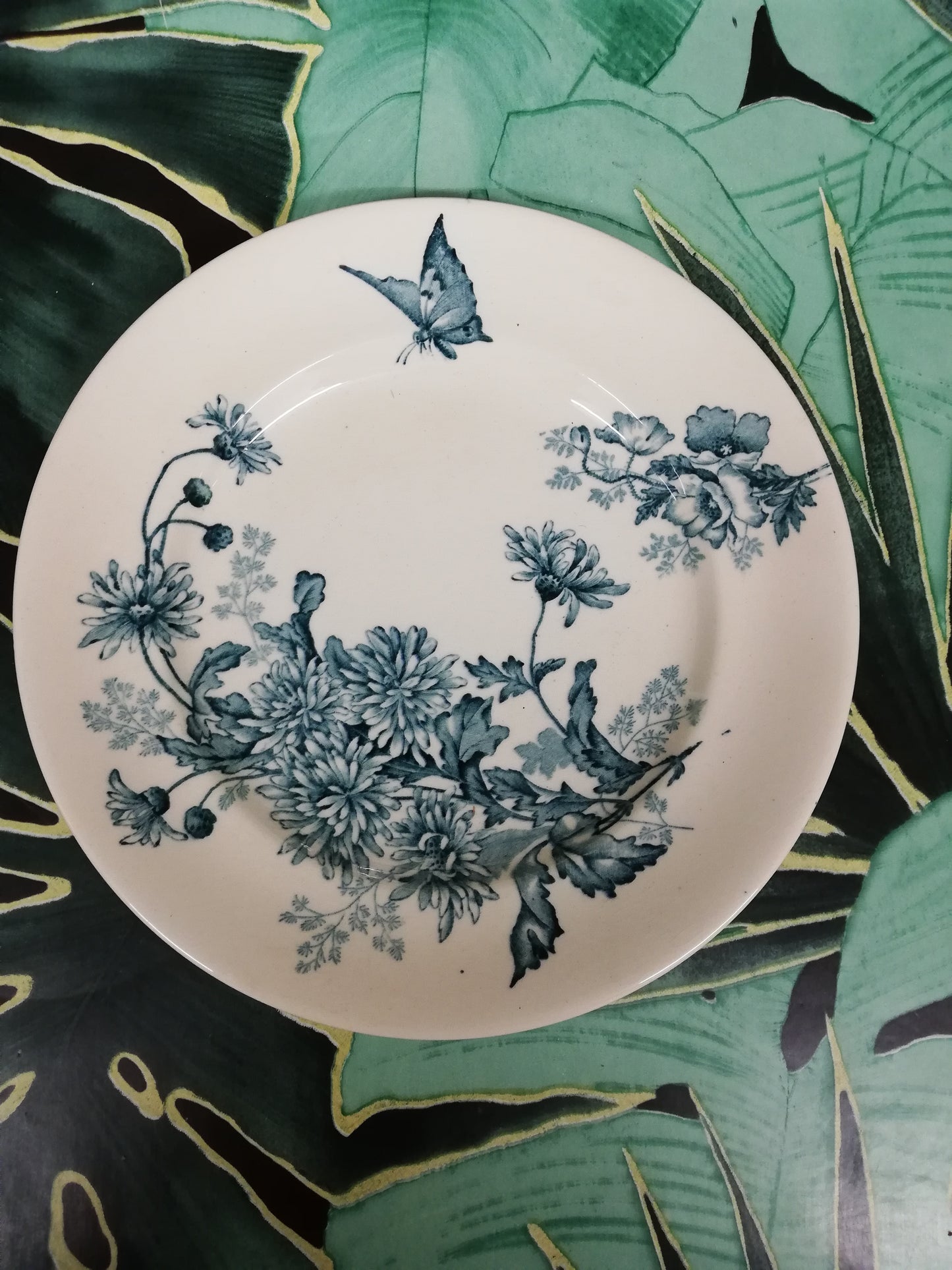 Assiette Terre de fer Longwy