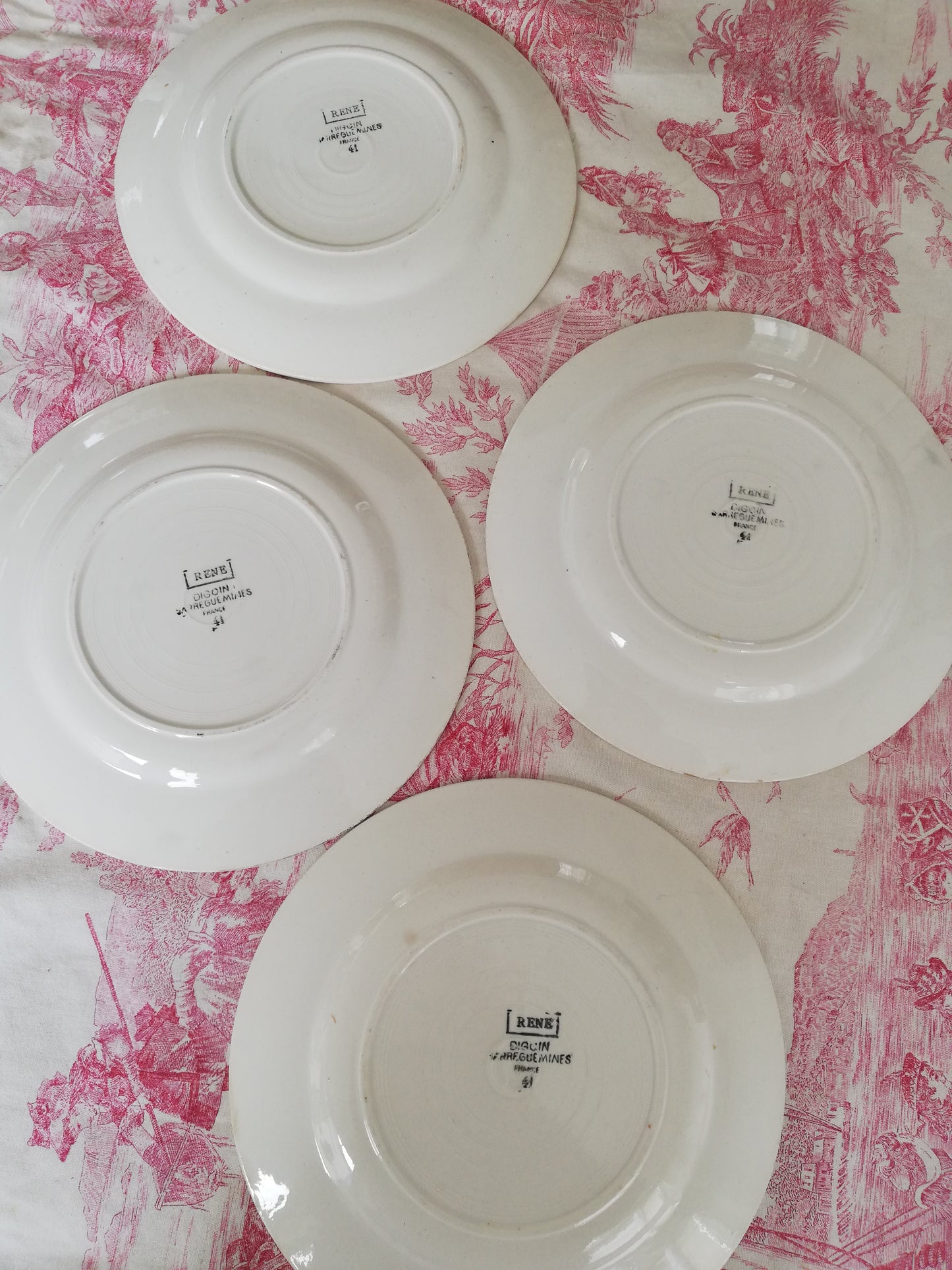 Assiette Digoin Sarreguemines René
