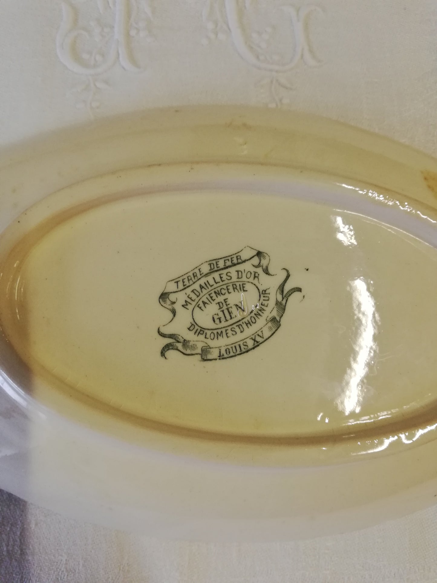 Assiette Gien Louis XV