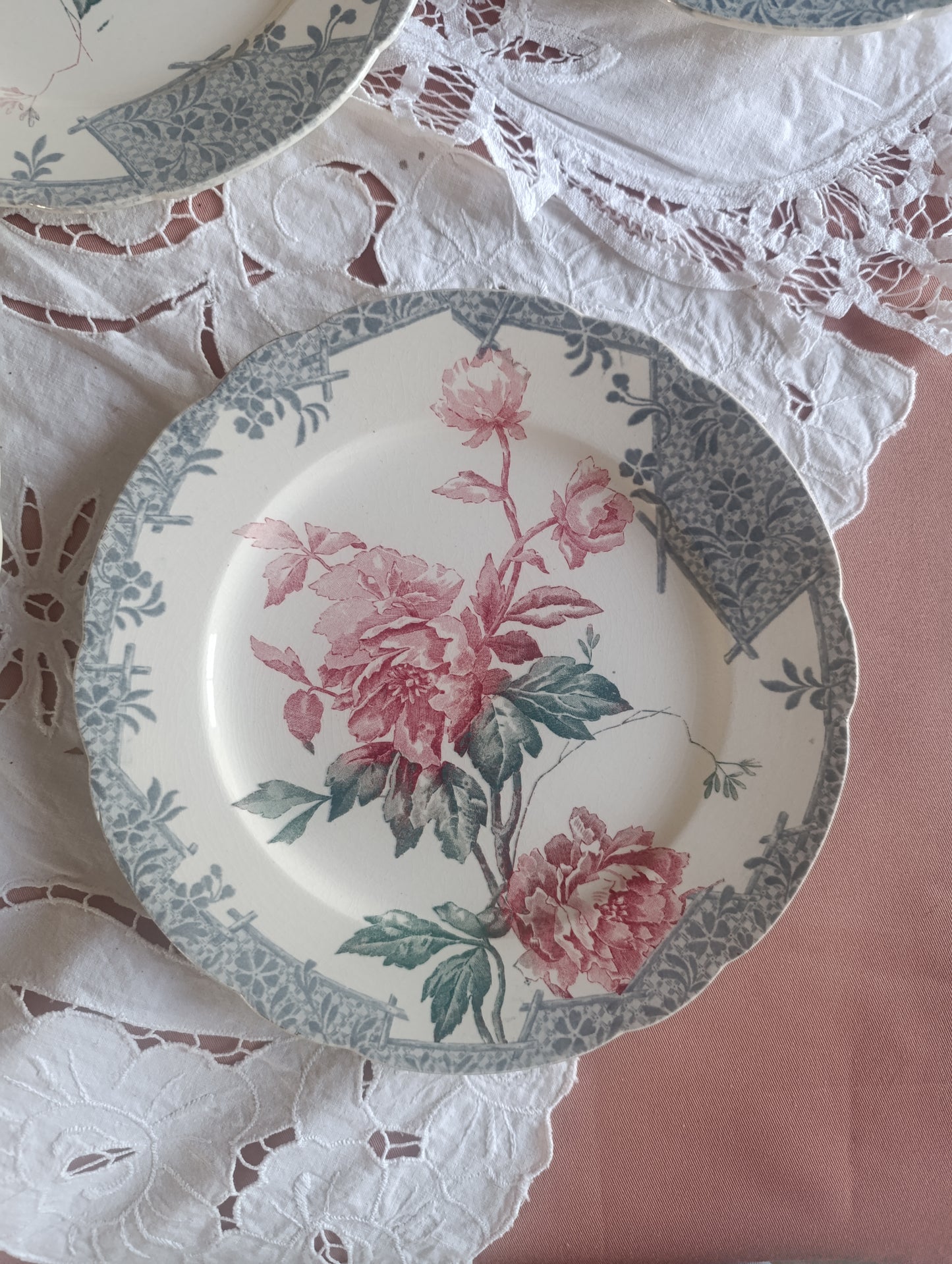 Assiette Pivoine Longwy