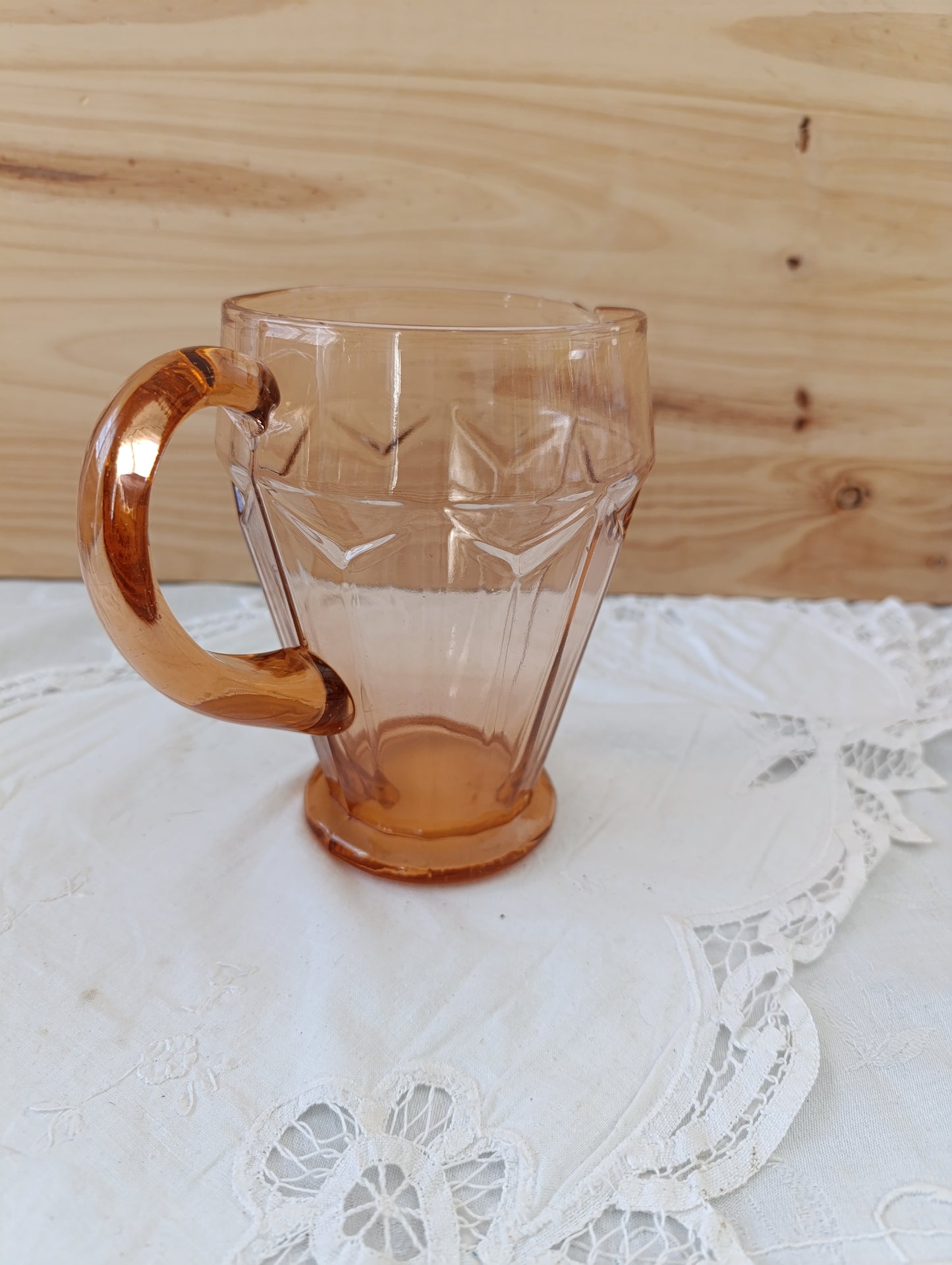 Carafe ancienne verre rose