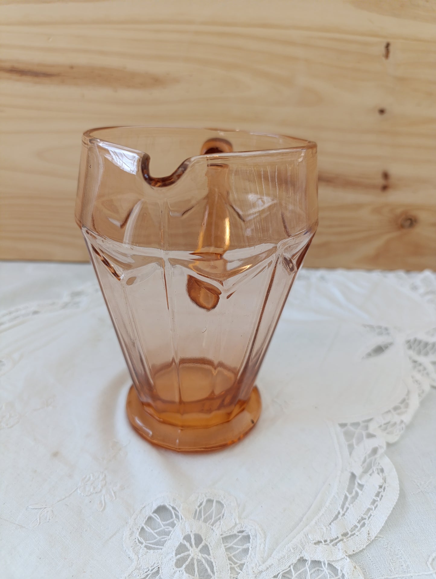 Carafe ancienne verre rose